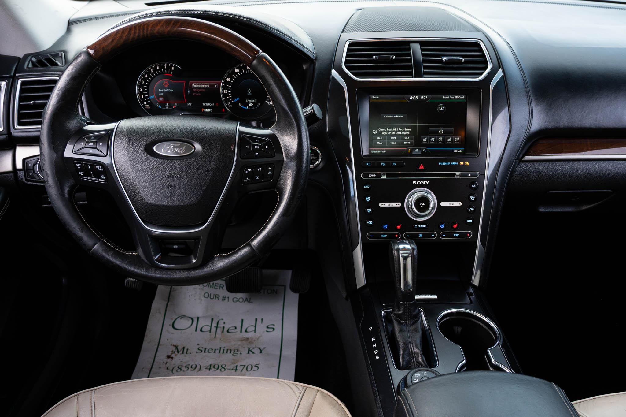 Ford Explorer Platinum AWD 2016