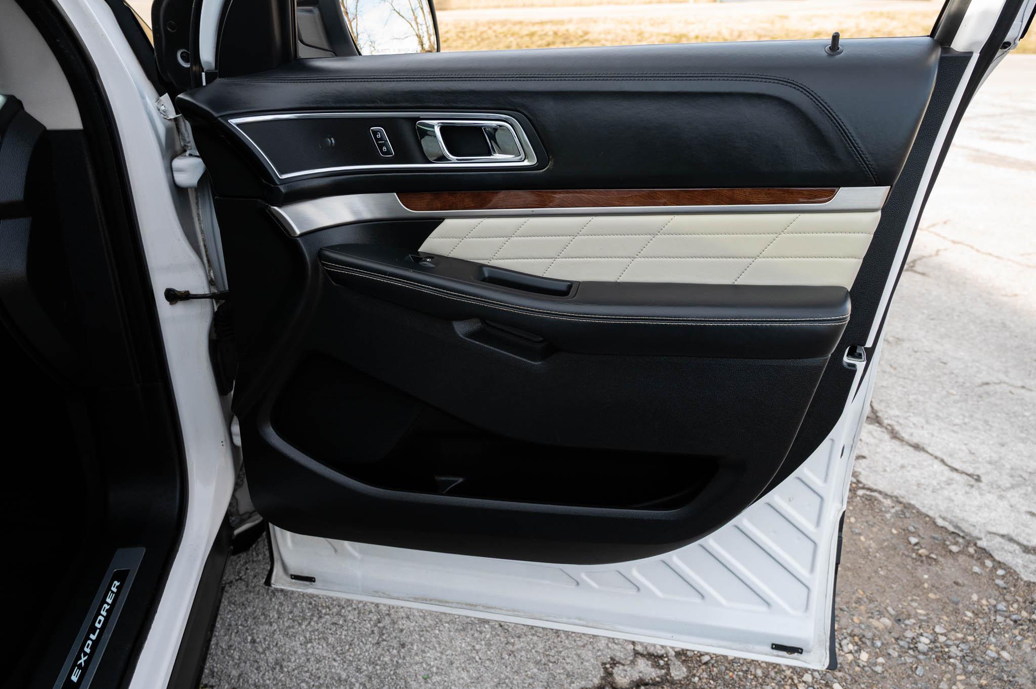 Ford Explorer Platinum AWD 2016