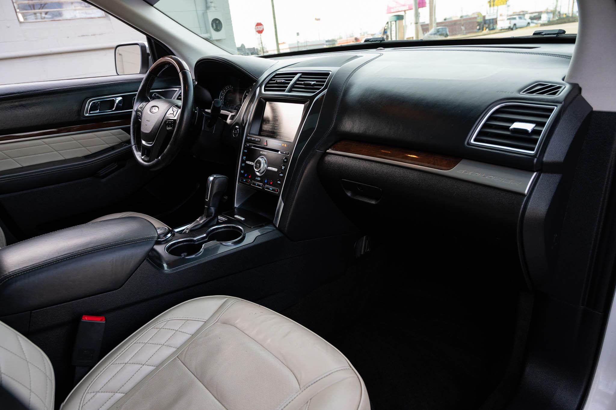 Ford Explorer Platinum AWD 2016