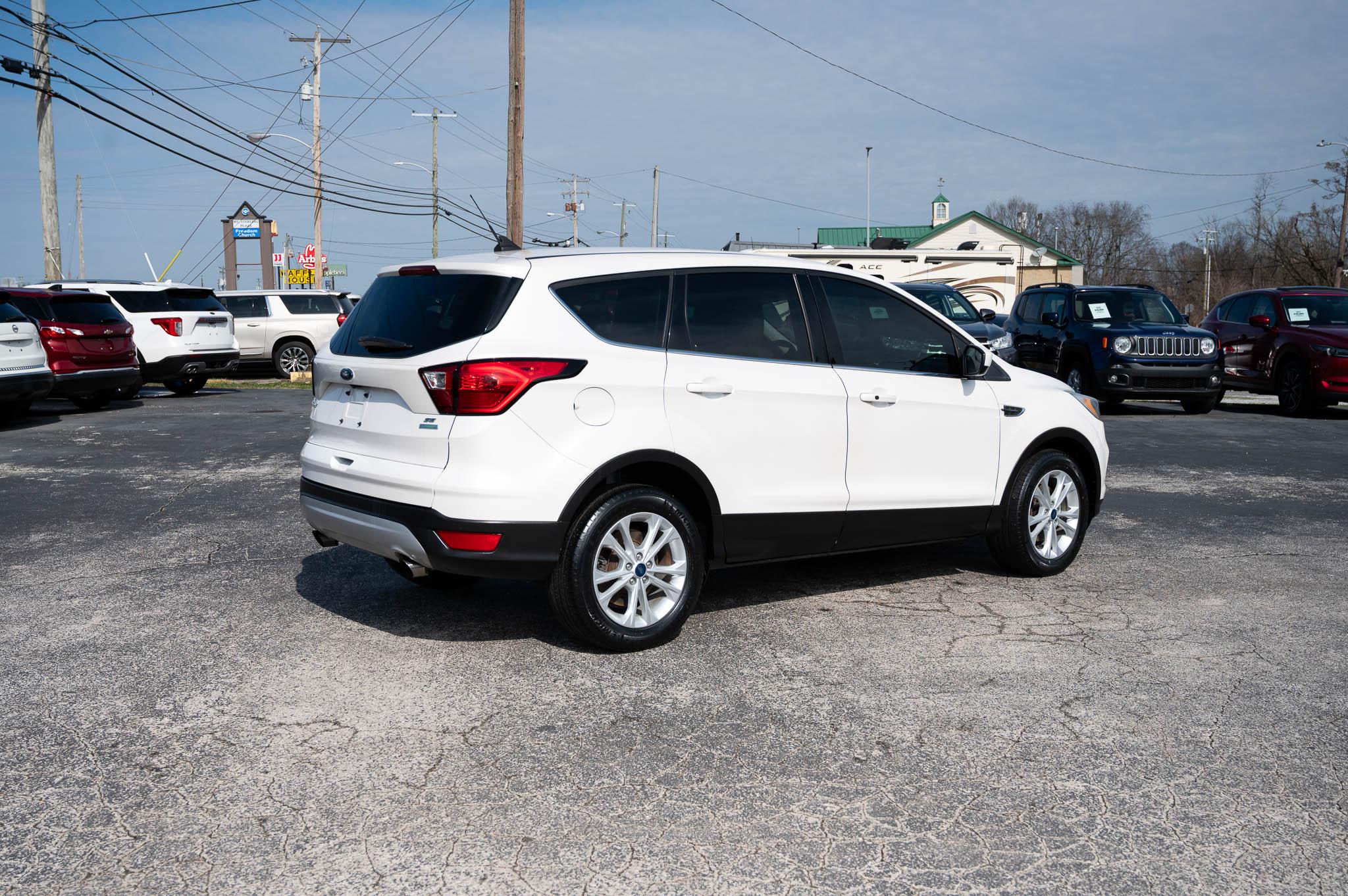 Ford Escape SE FWD 2019