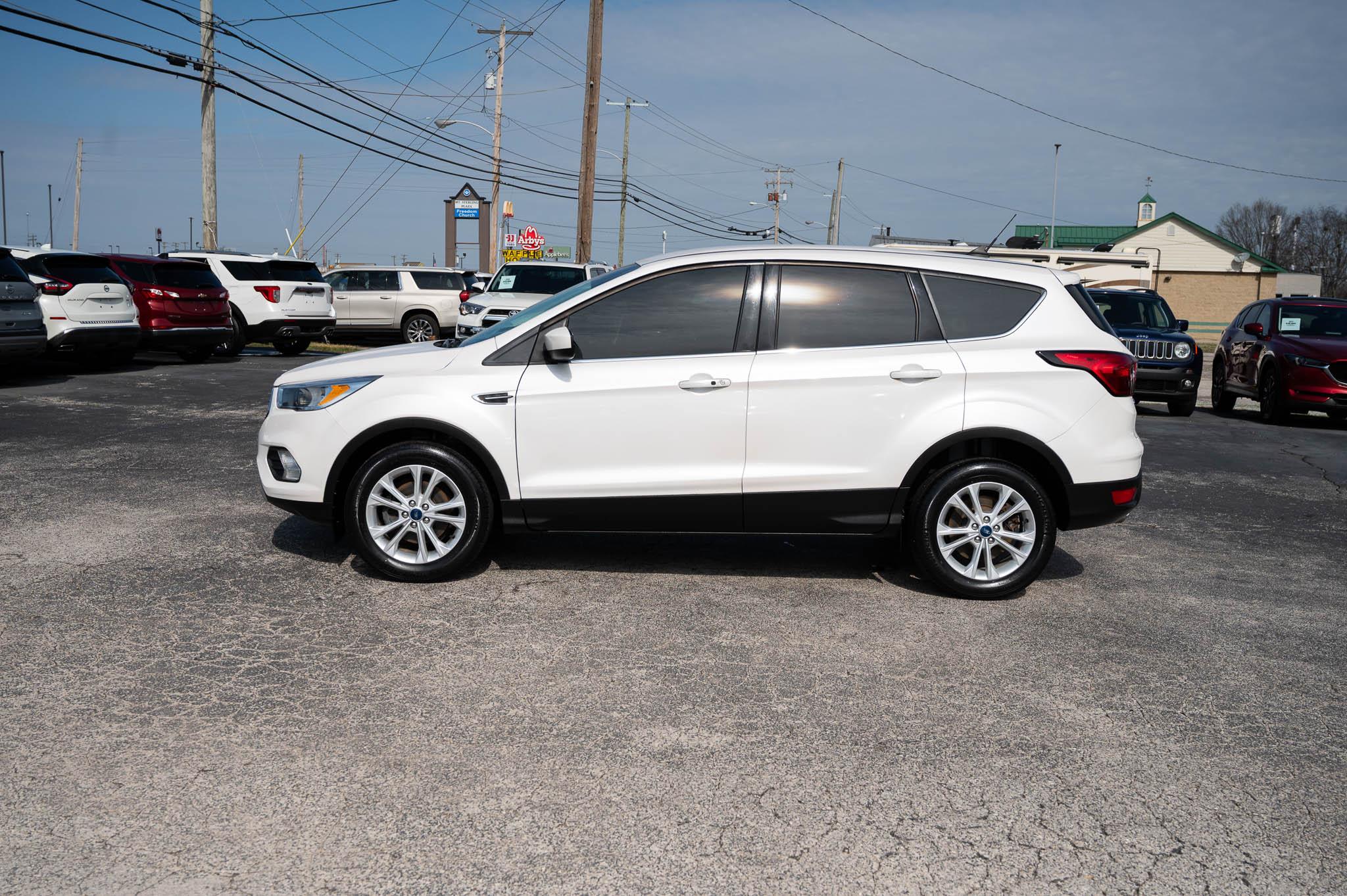 Ford Escape SE FWD 2019