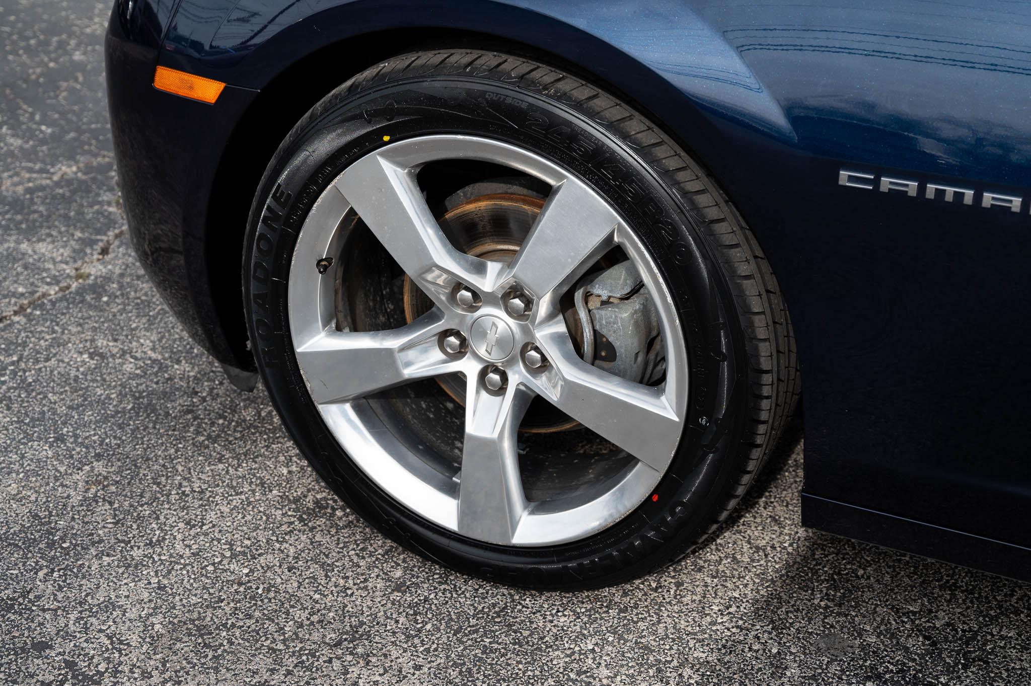 Chevrolet Camaro 2LT Coupe 2011