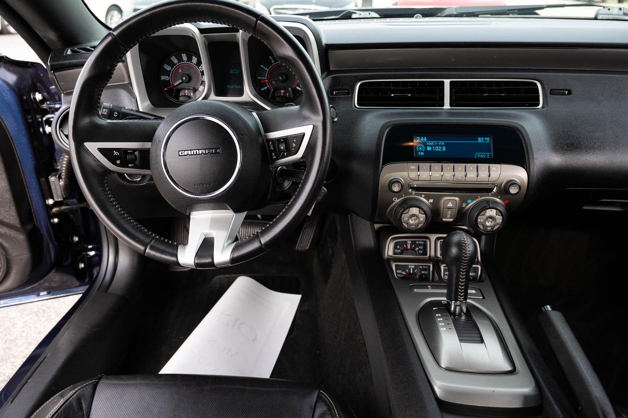 Chevrolet Camaro 2LT Coupe 2011