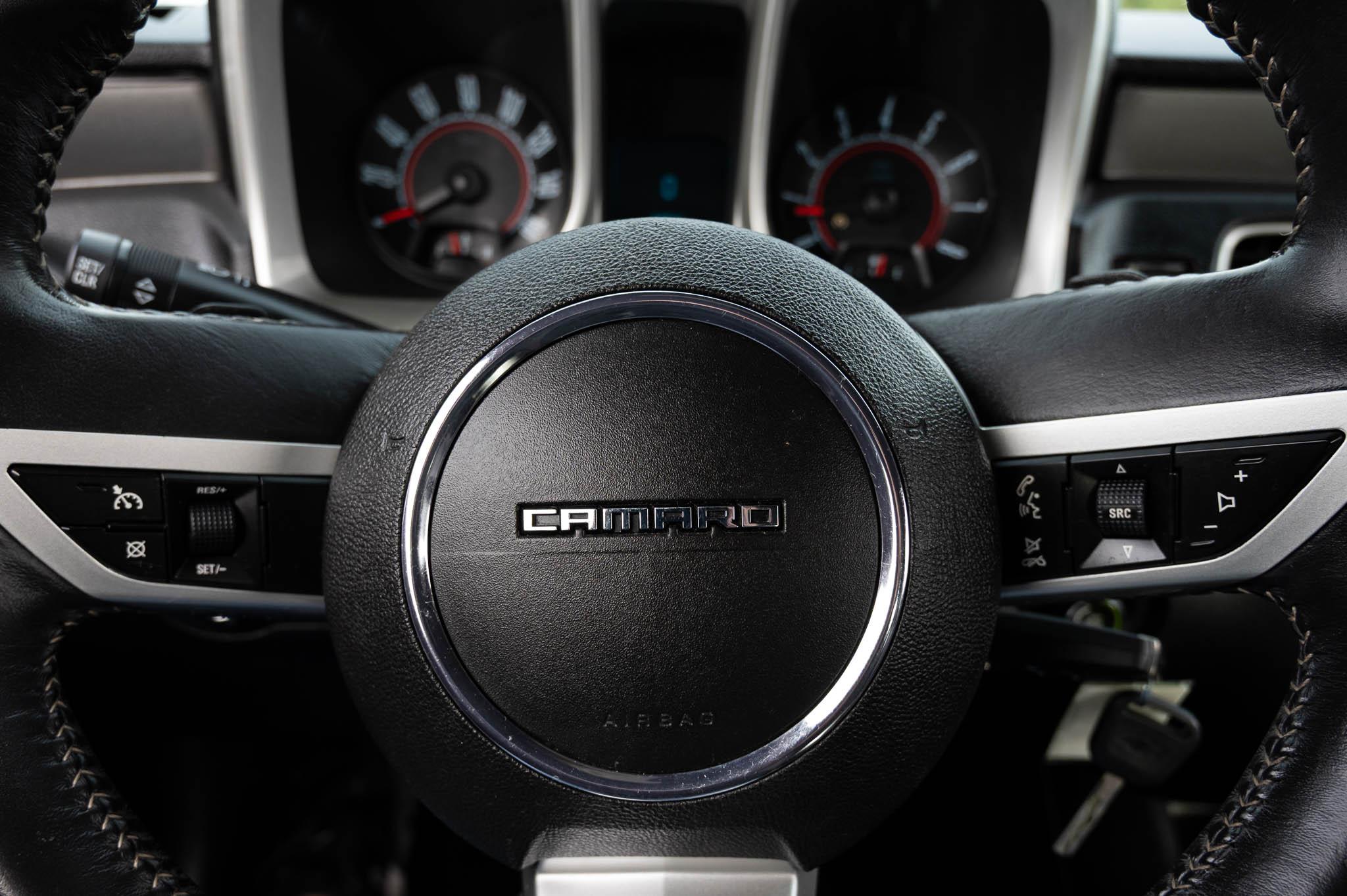 Chevrolet Camaro 2LT Coupe 2011