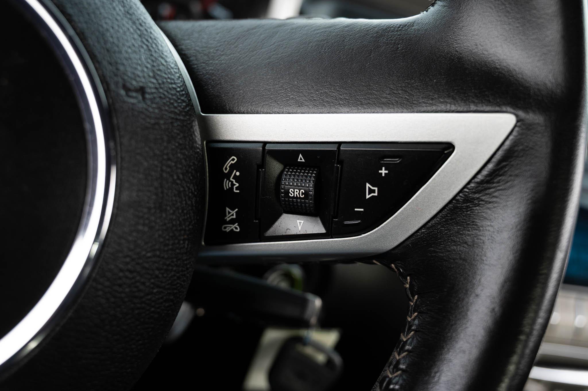 Chevrolet Camaro 2LT Coupe 2011