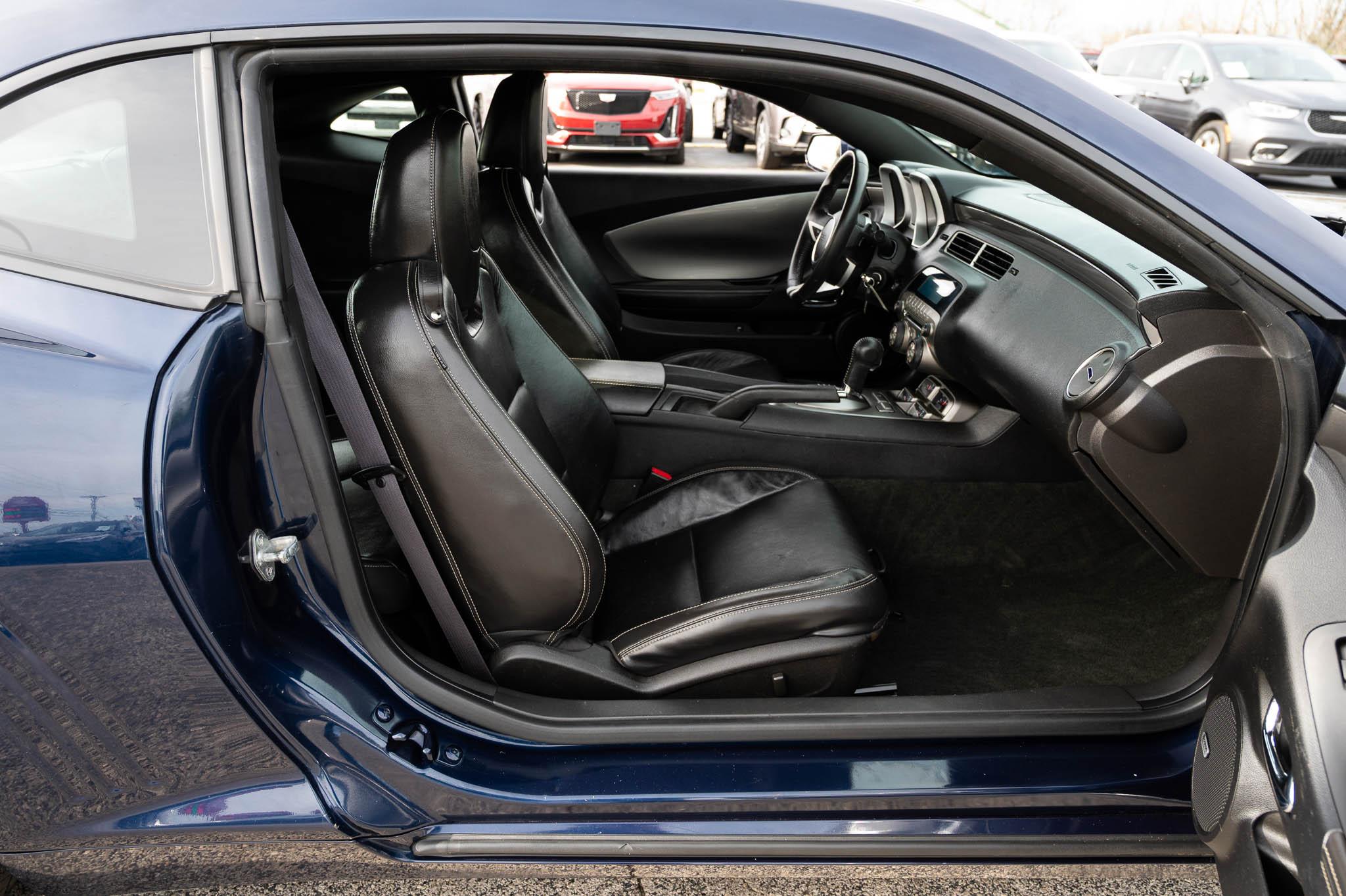 Chevrolet Camaro 2LT Coupe 2011