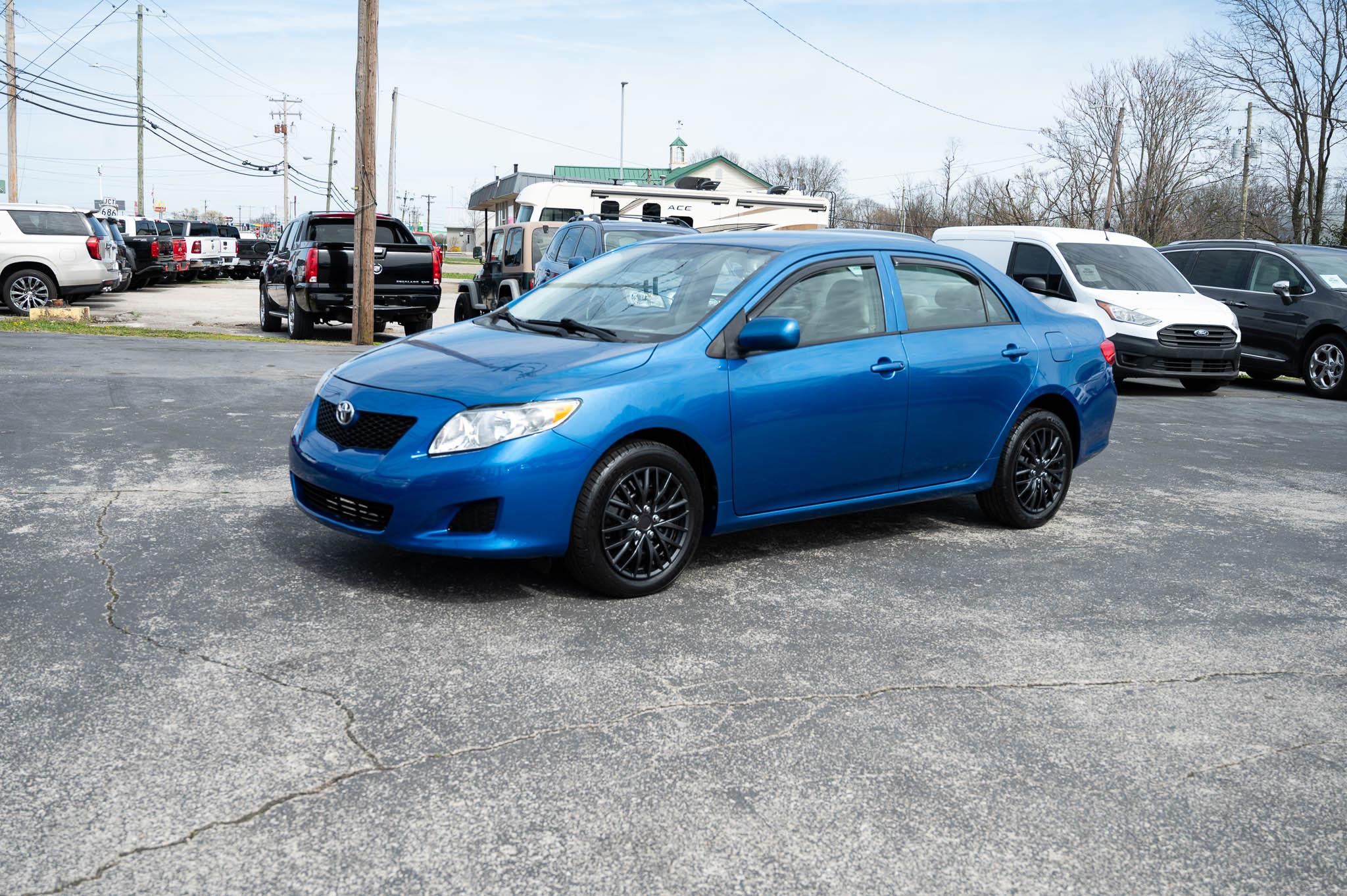Toyota Corolla LE 2010