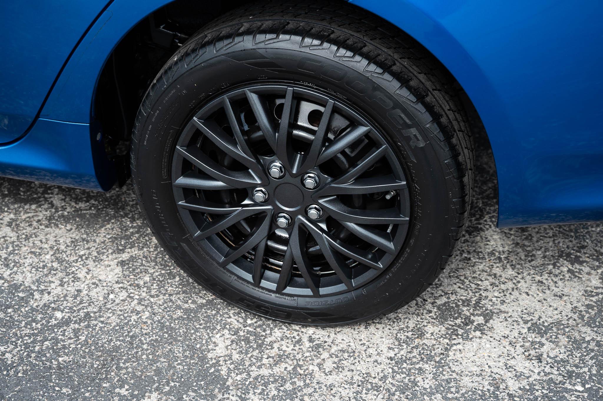 Toyota Corolla LE 2010