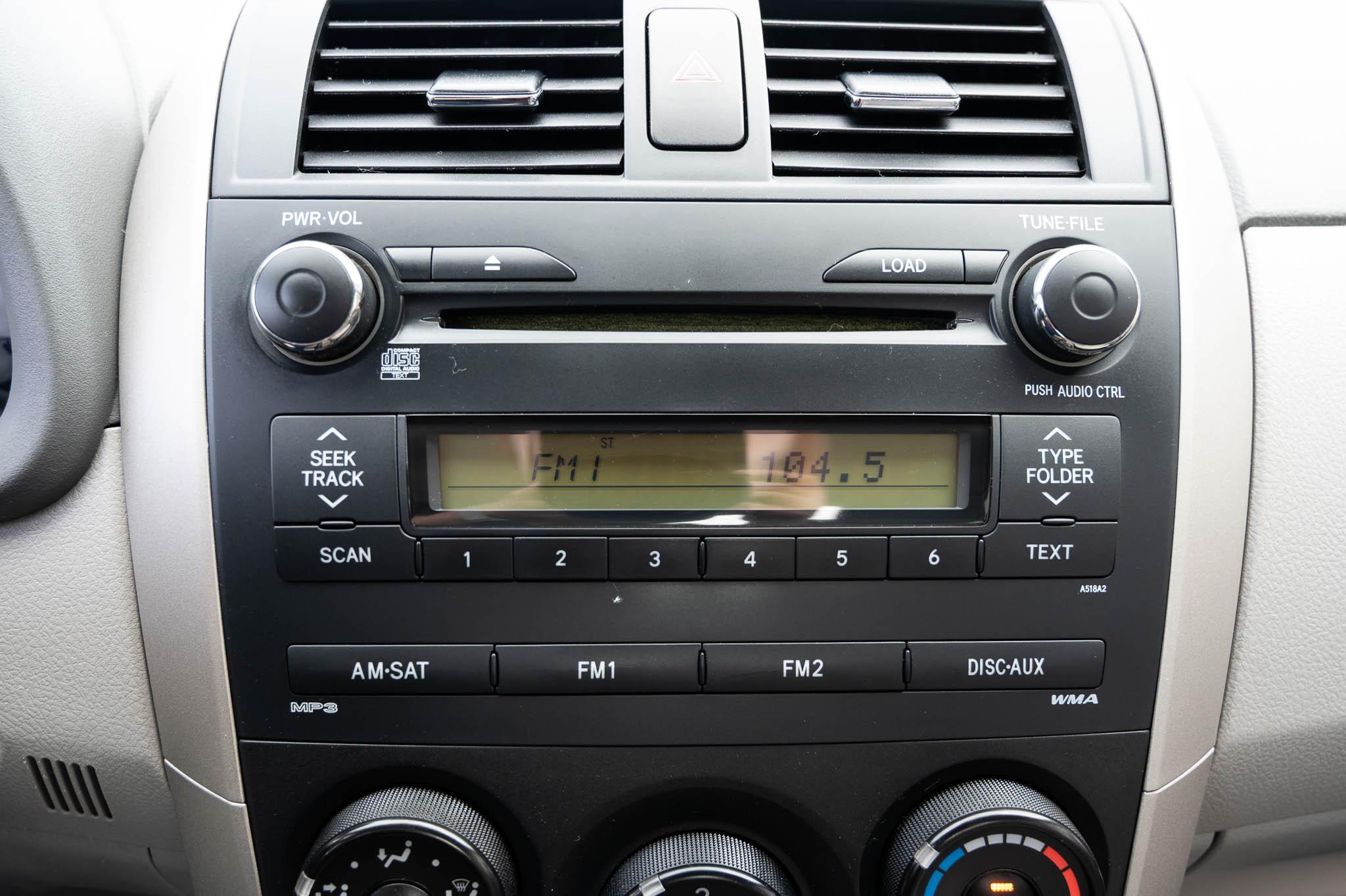 Toyota Corolla LE 2010