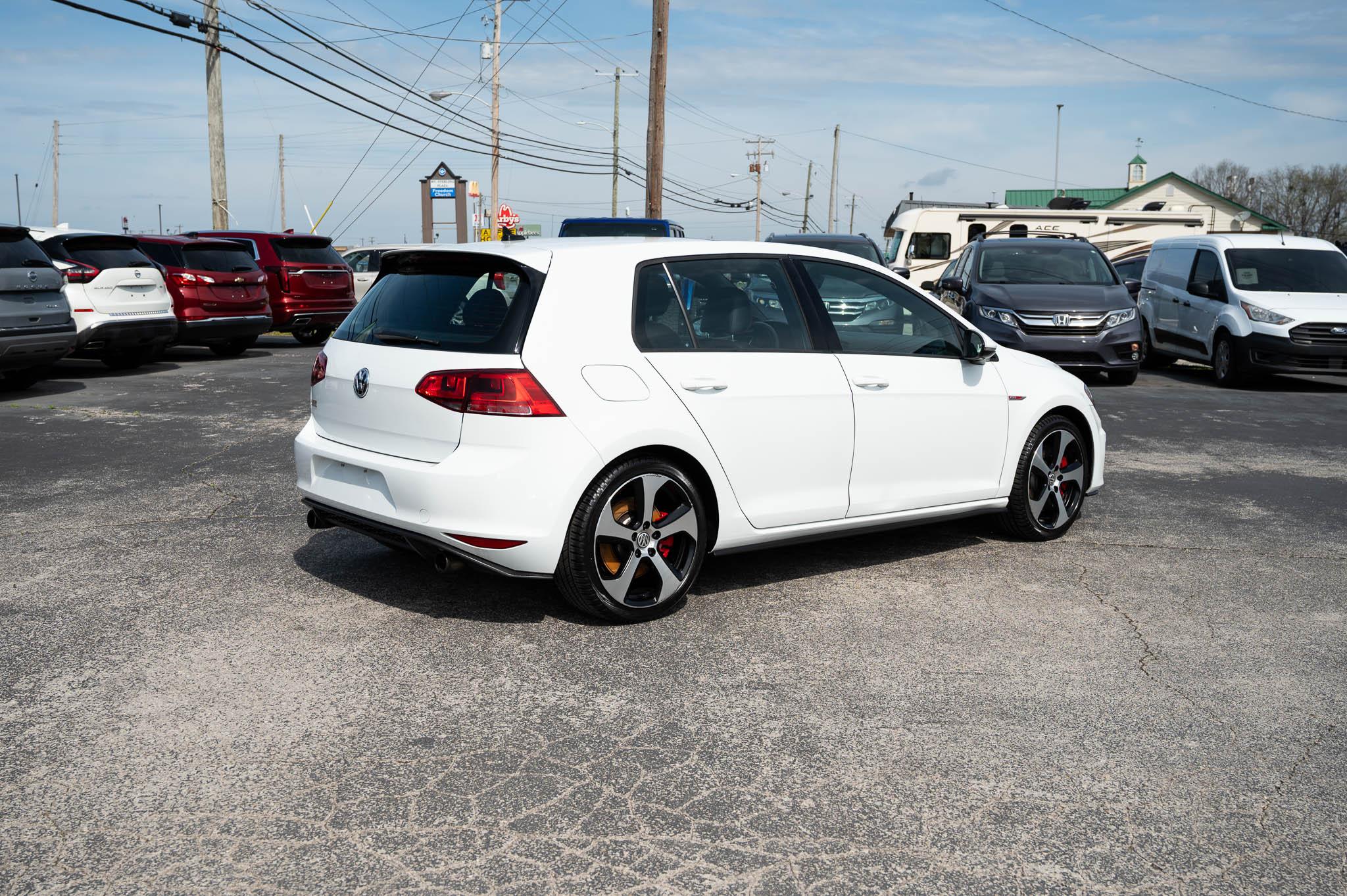 Volkswagen Golf GTI SE 2017