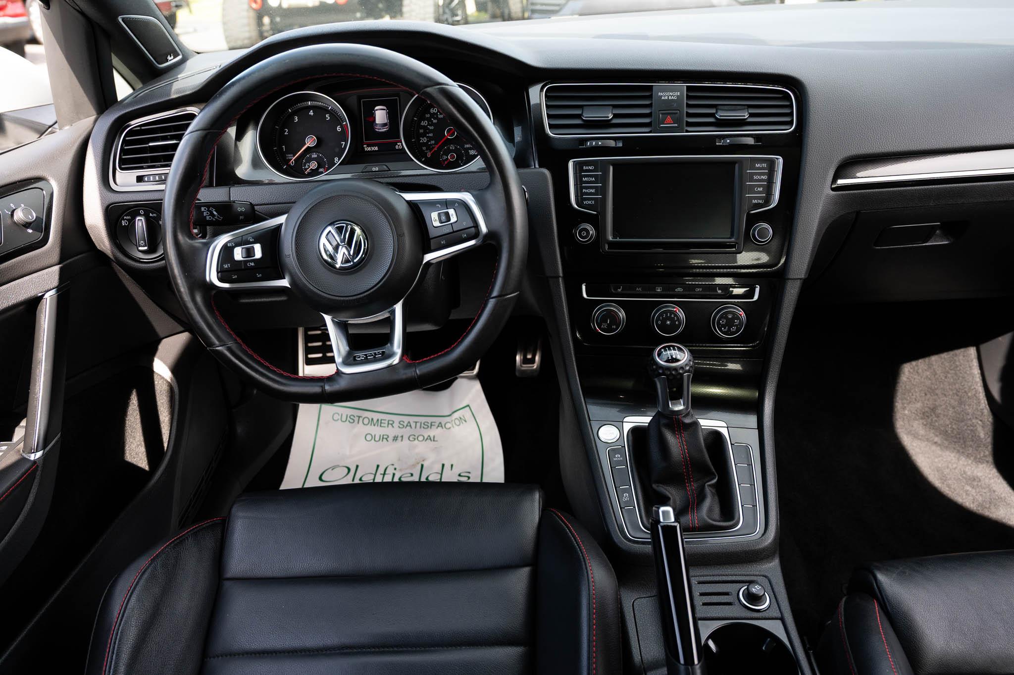 Volkswagen Golf GTI SE 2017