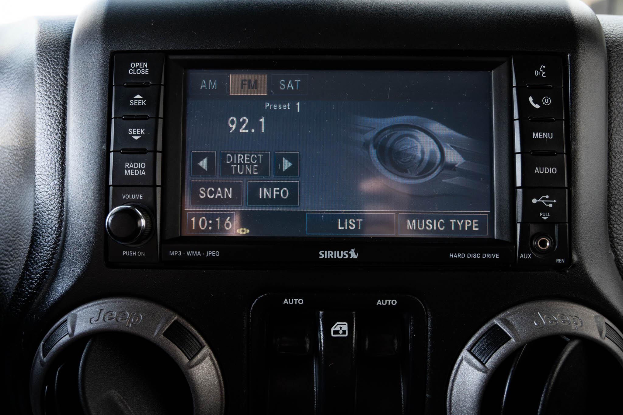 Jeep Wrangler Sport 4WD 2015