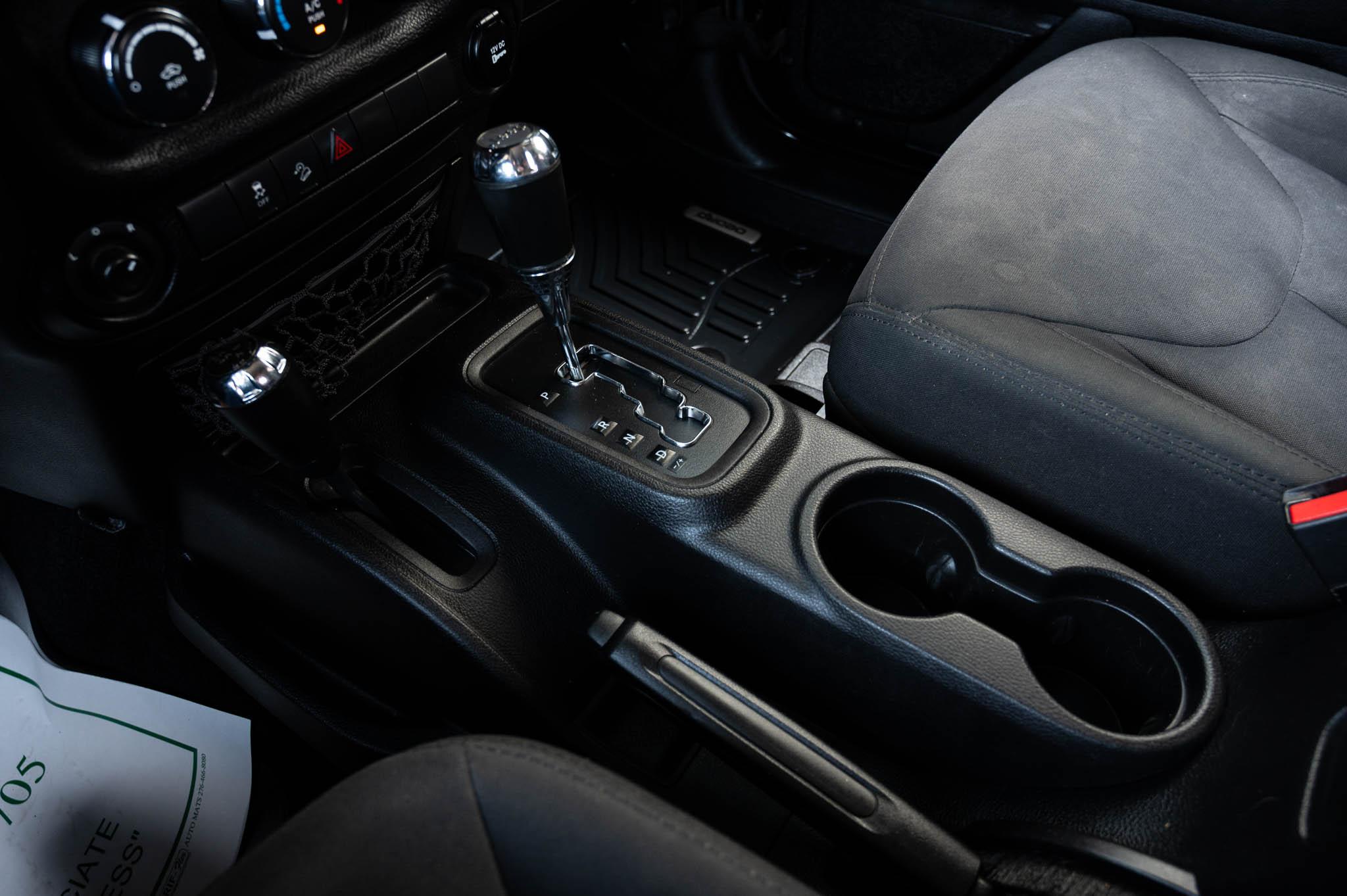 Jeep Wrangler Sport 4WD 2015