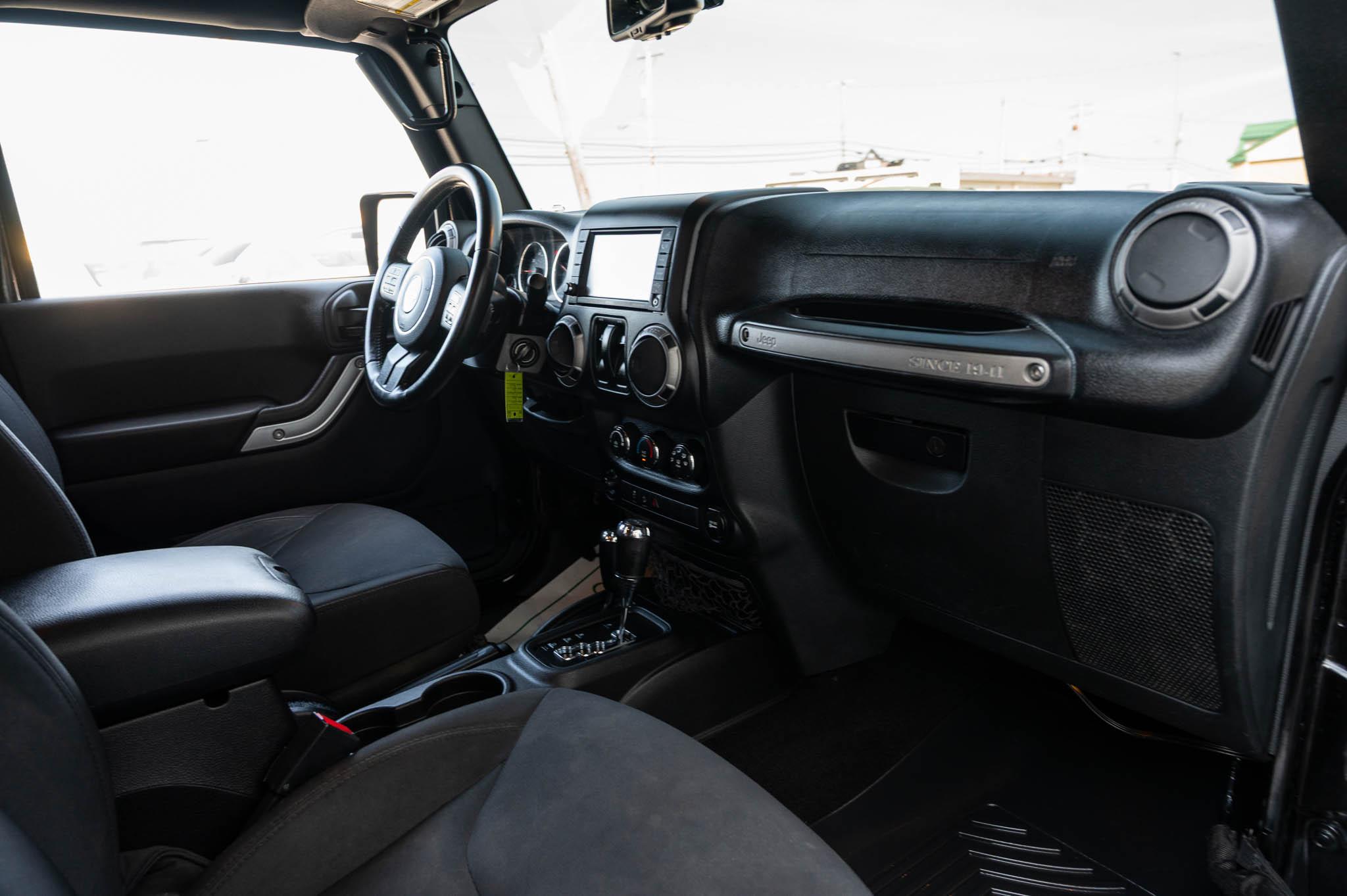 Jeep Wrangler Sport 4WD 2015