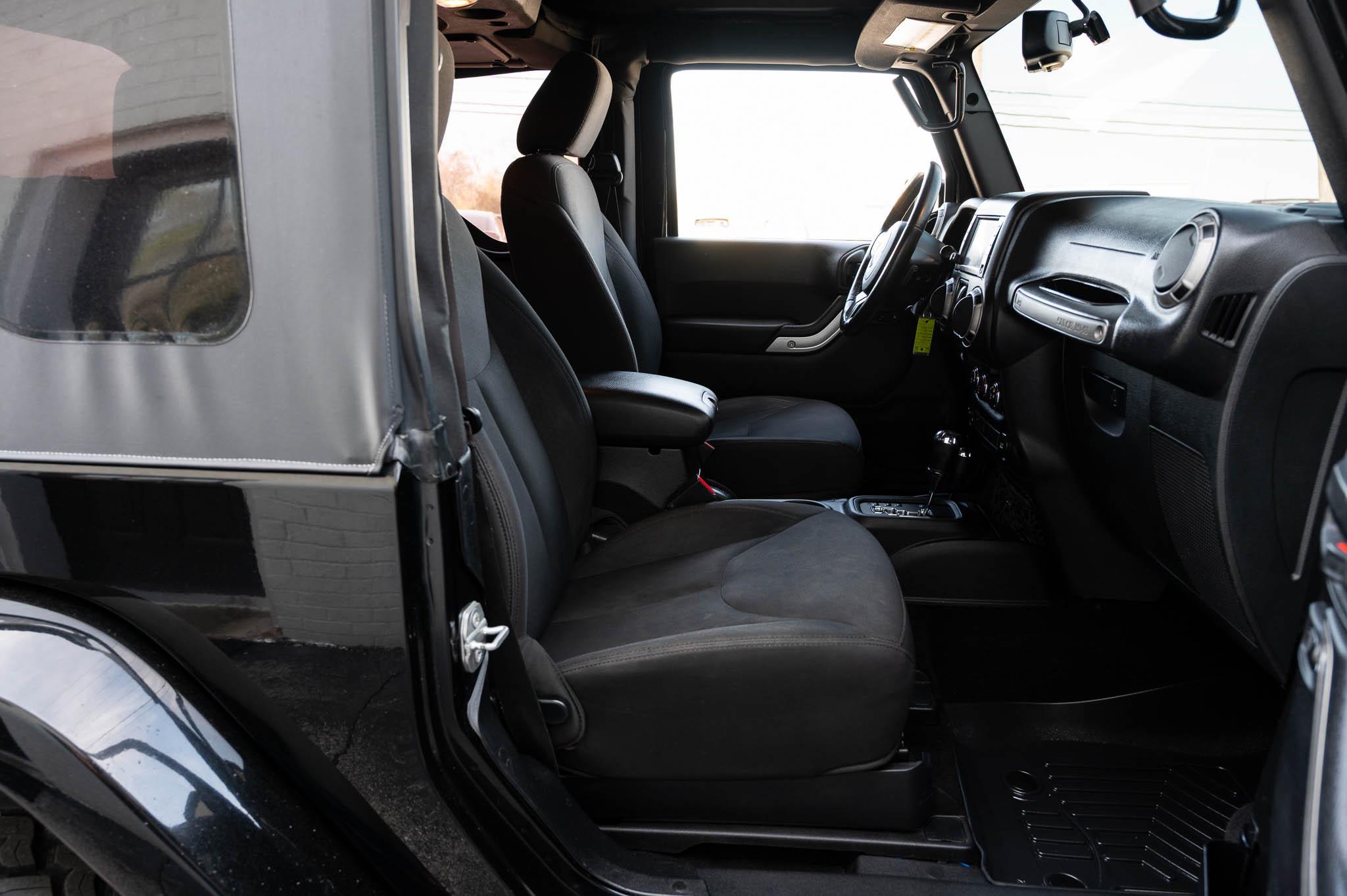 Jeep Wrangler Sport 4WD 2015