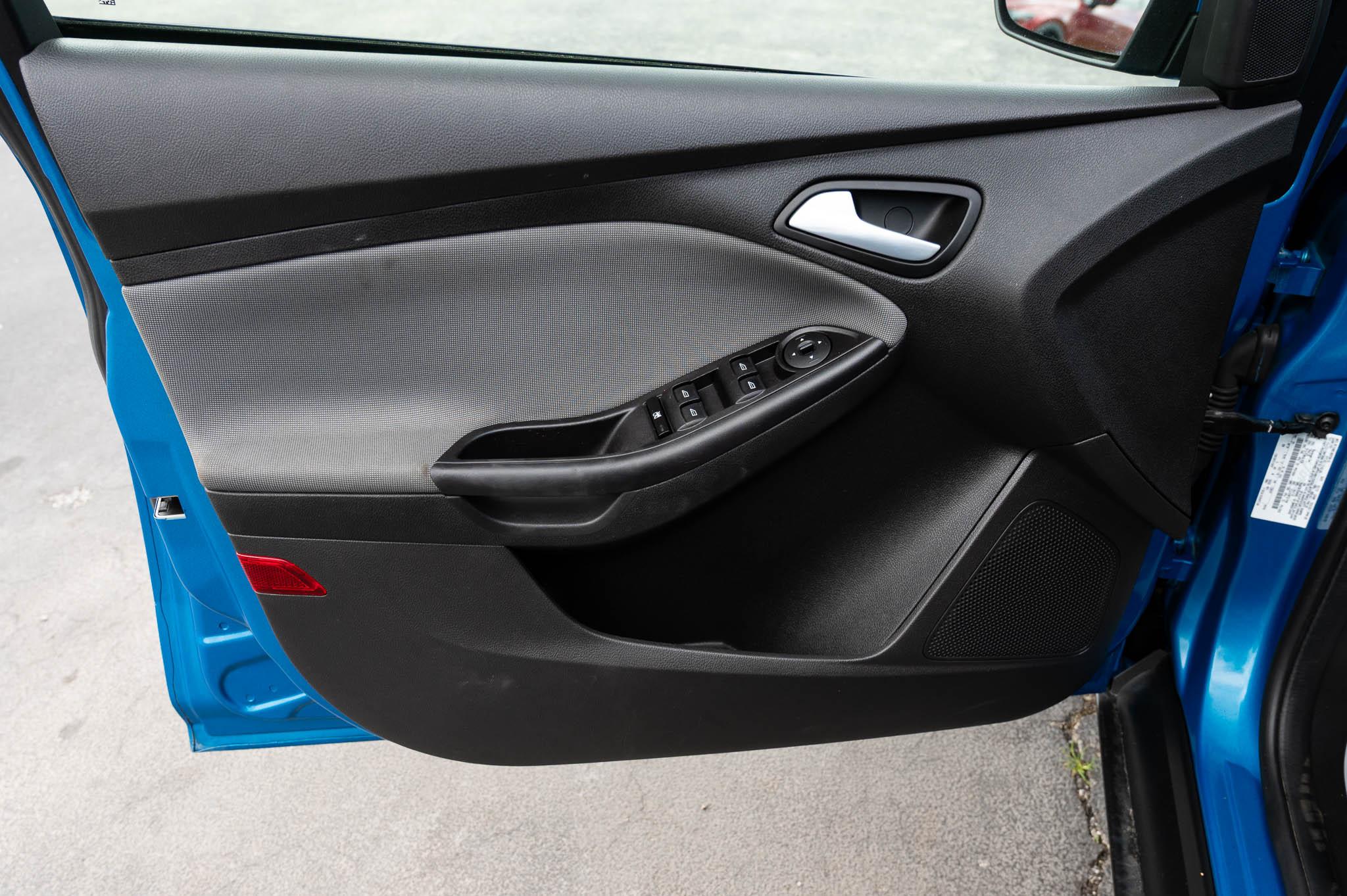 Ford Focus SE Sedan 2013