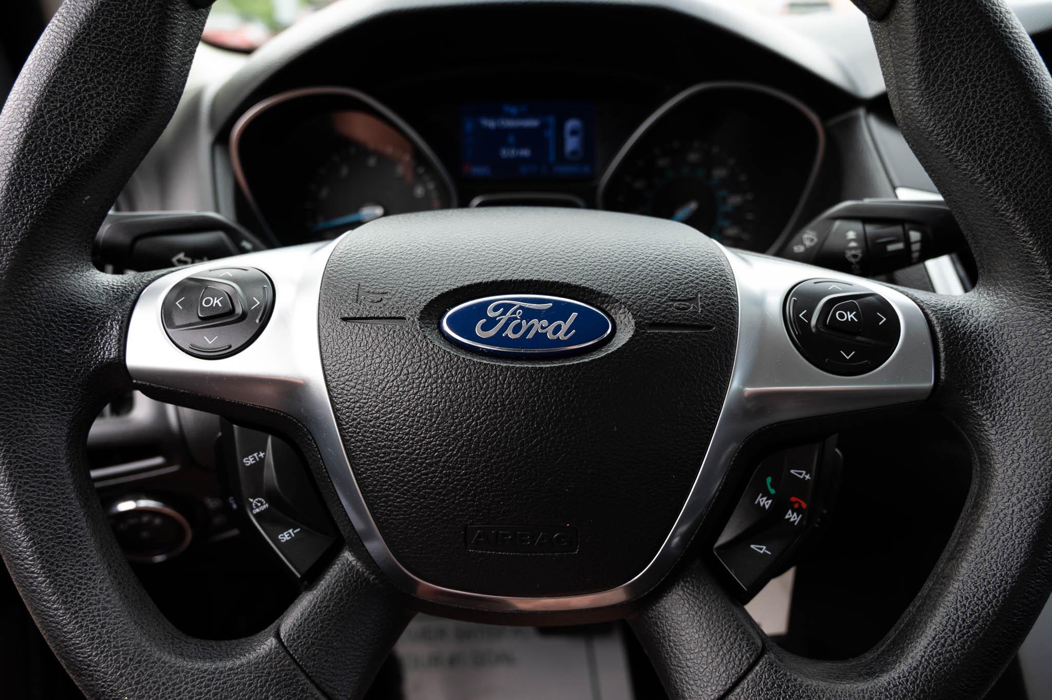 Ford Focus SE Sedan 2013