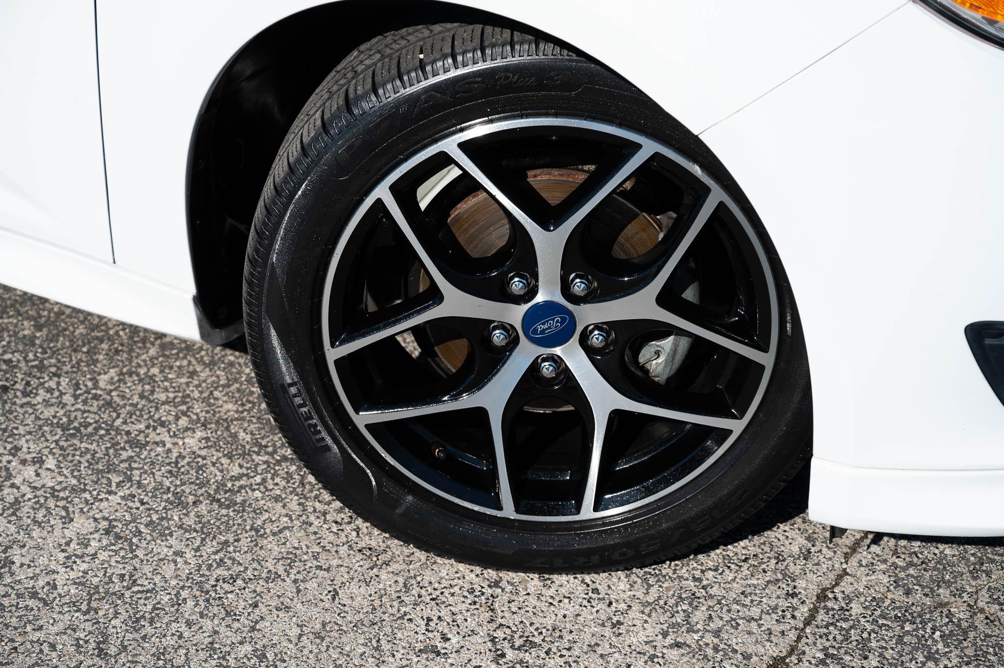 Ford Focus SE Sedan 2016