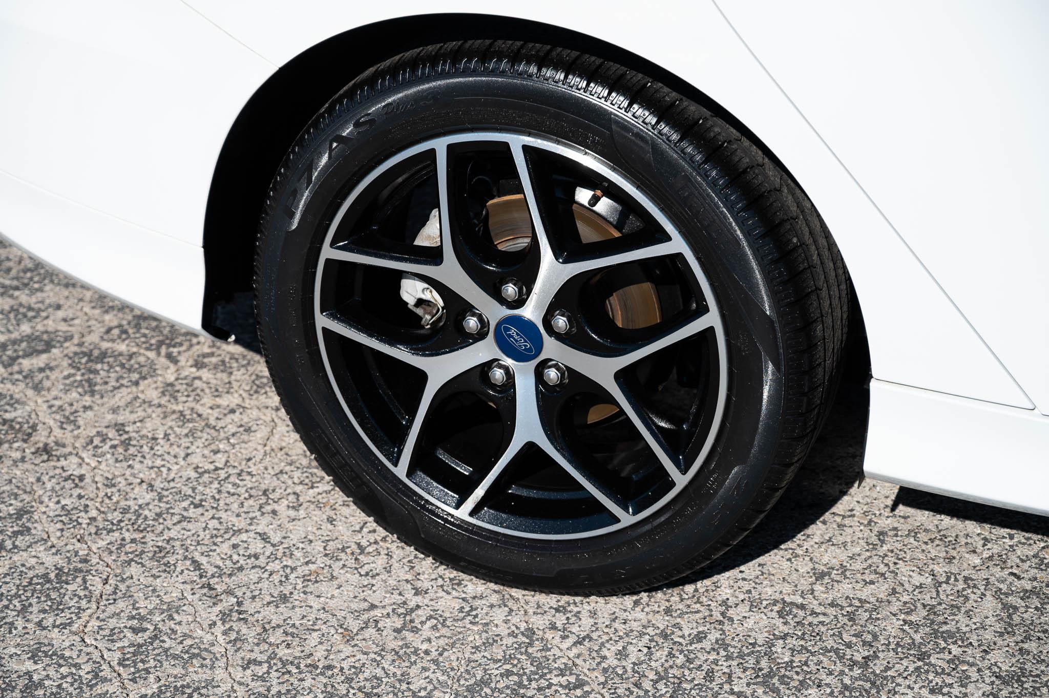 Ford Focus SE Sedan 2016