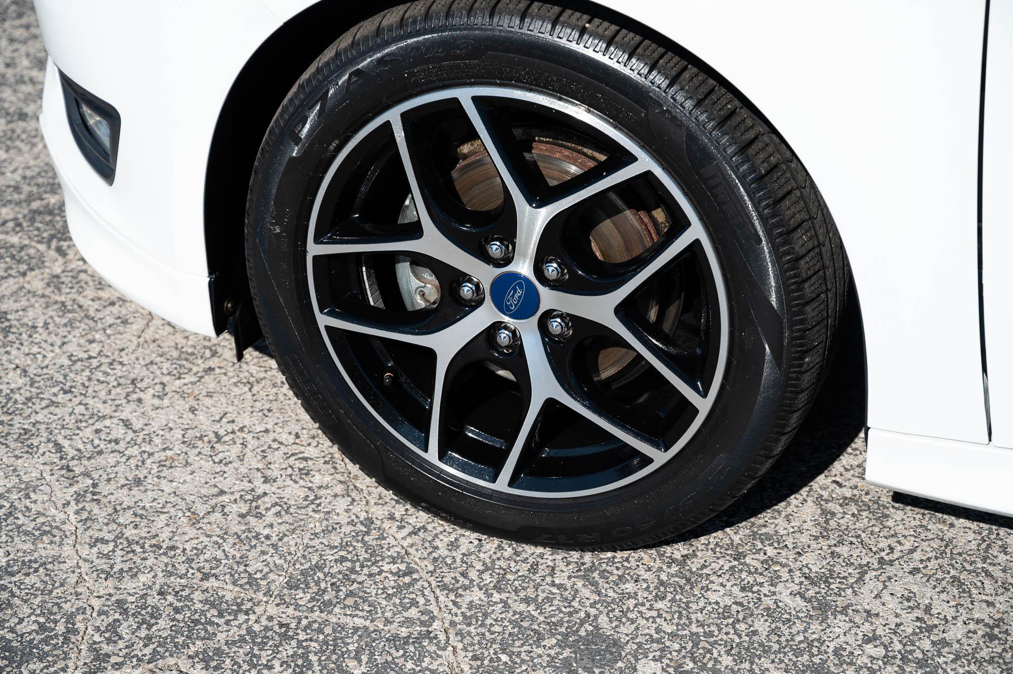 Ford Focus SE Sedan 2016