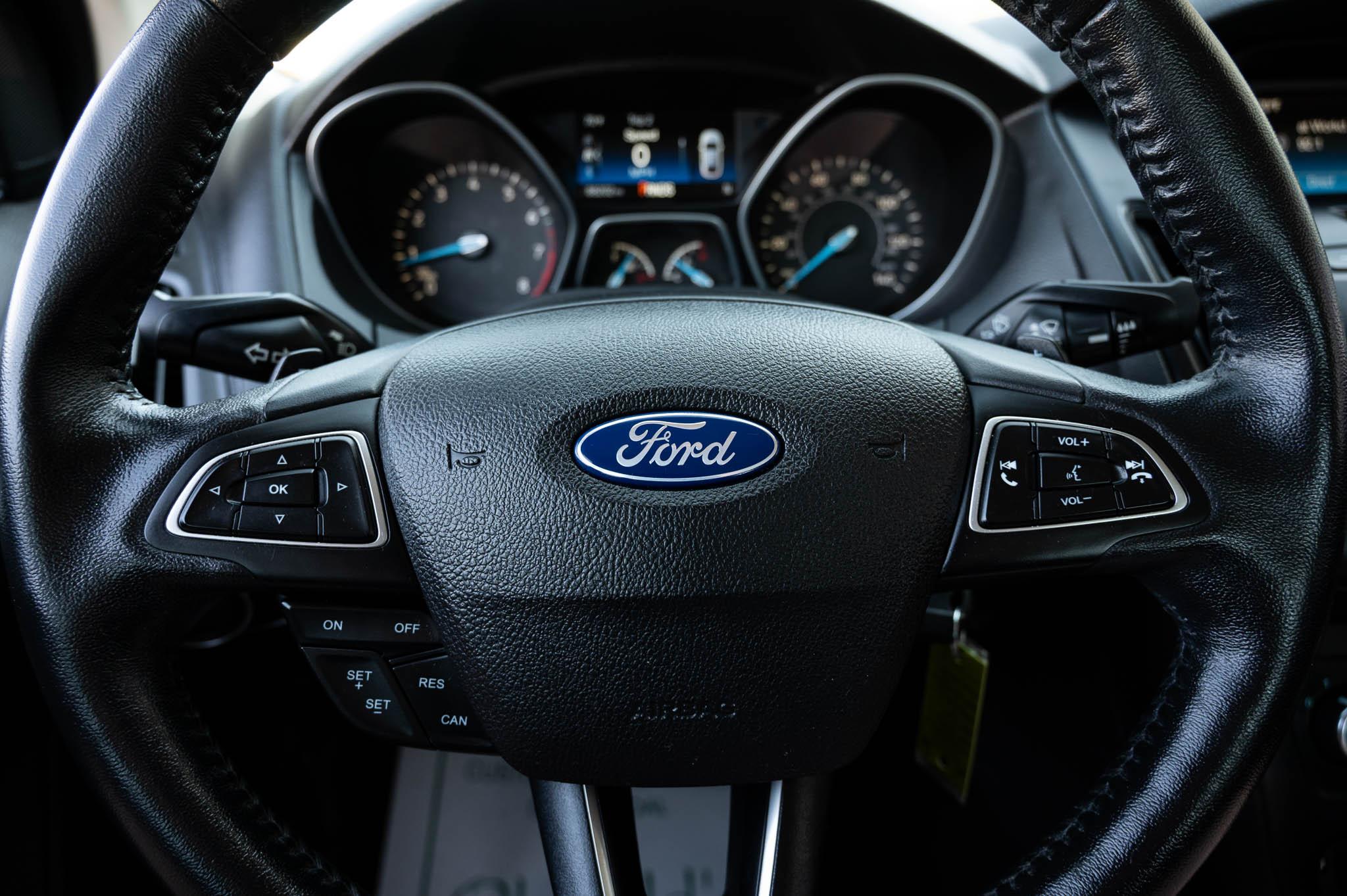 Ford Focus SE Sedan 2016