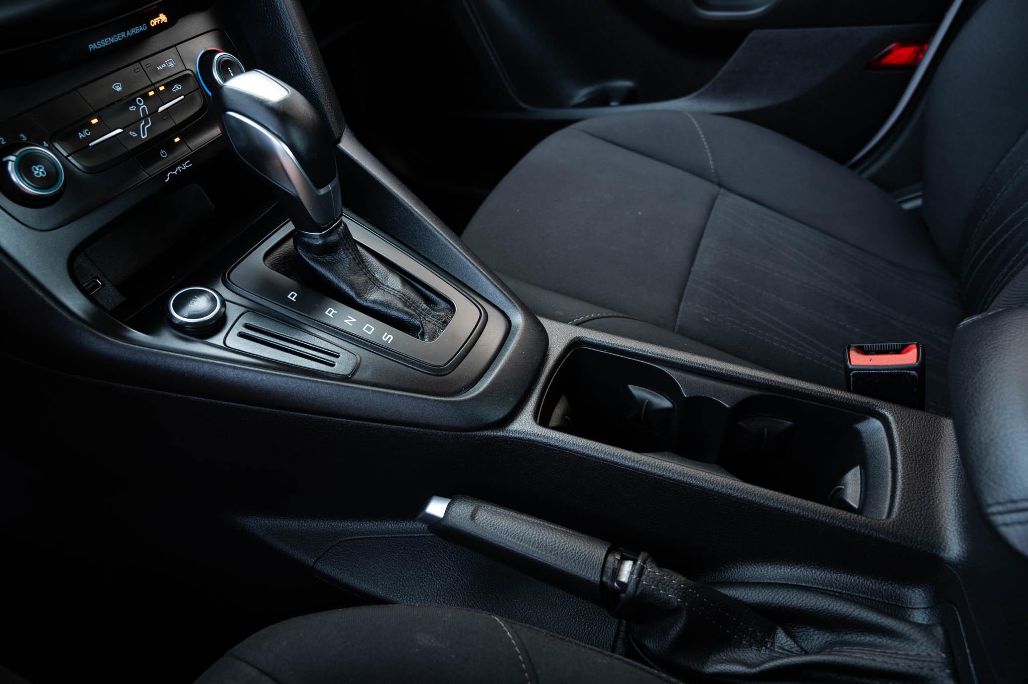 Ford Focus SE Sedan 2016