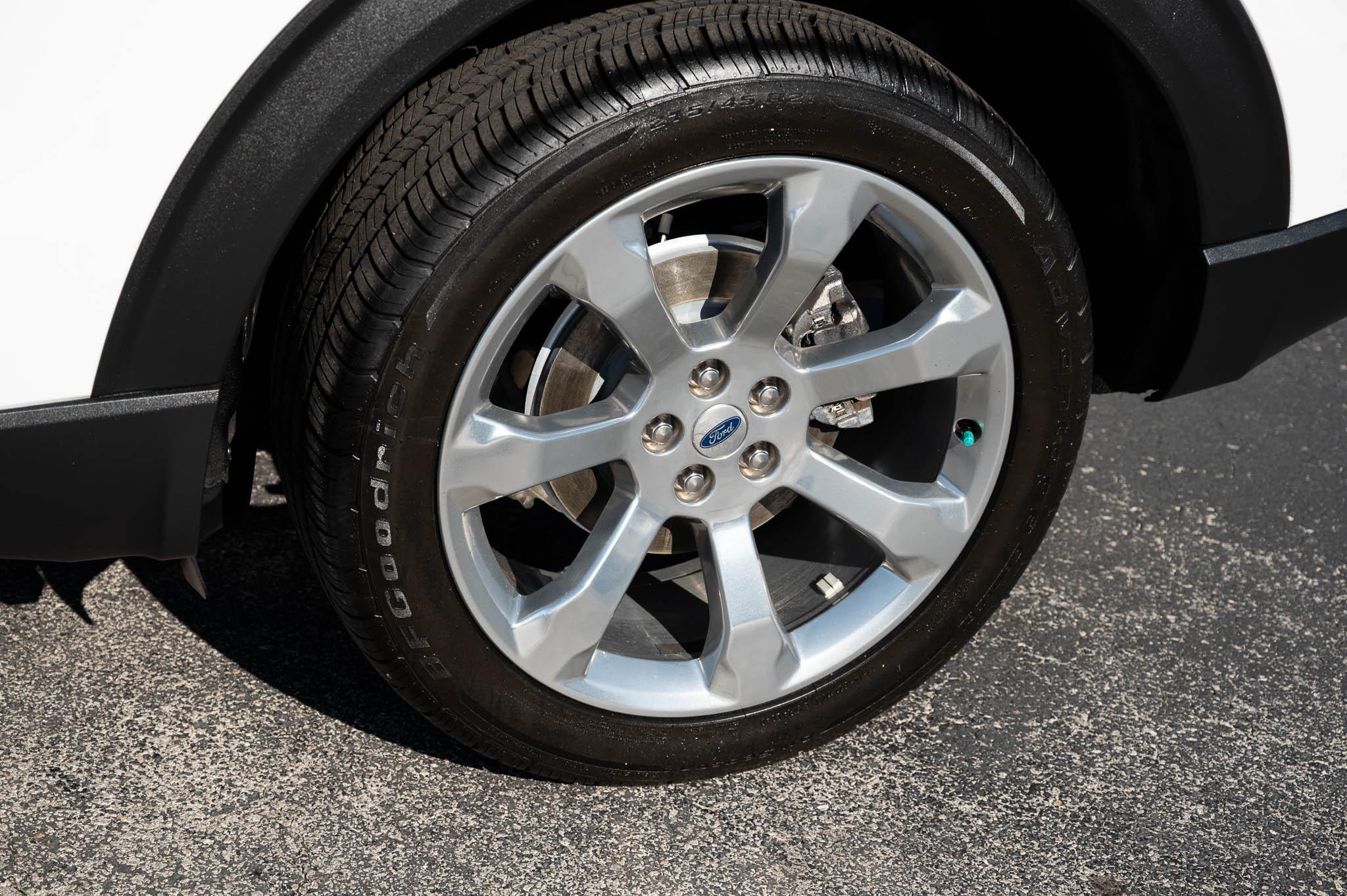 Ford Explorer Platinum AWD 2020