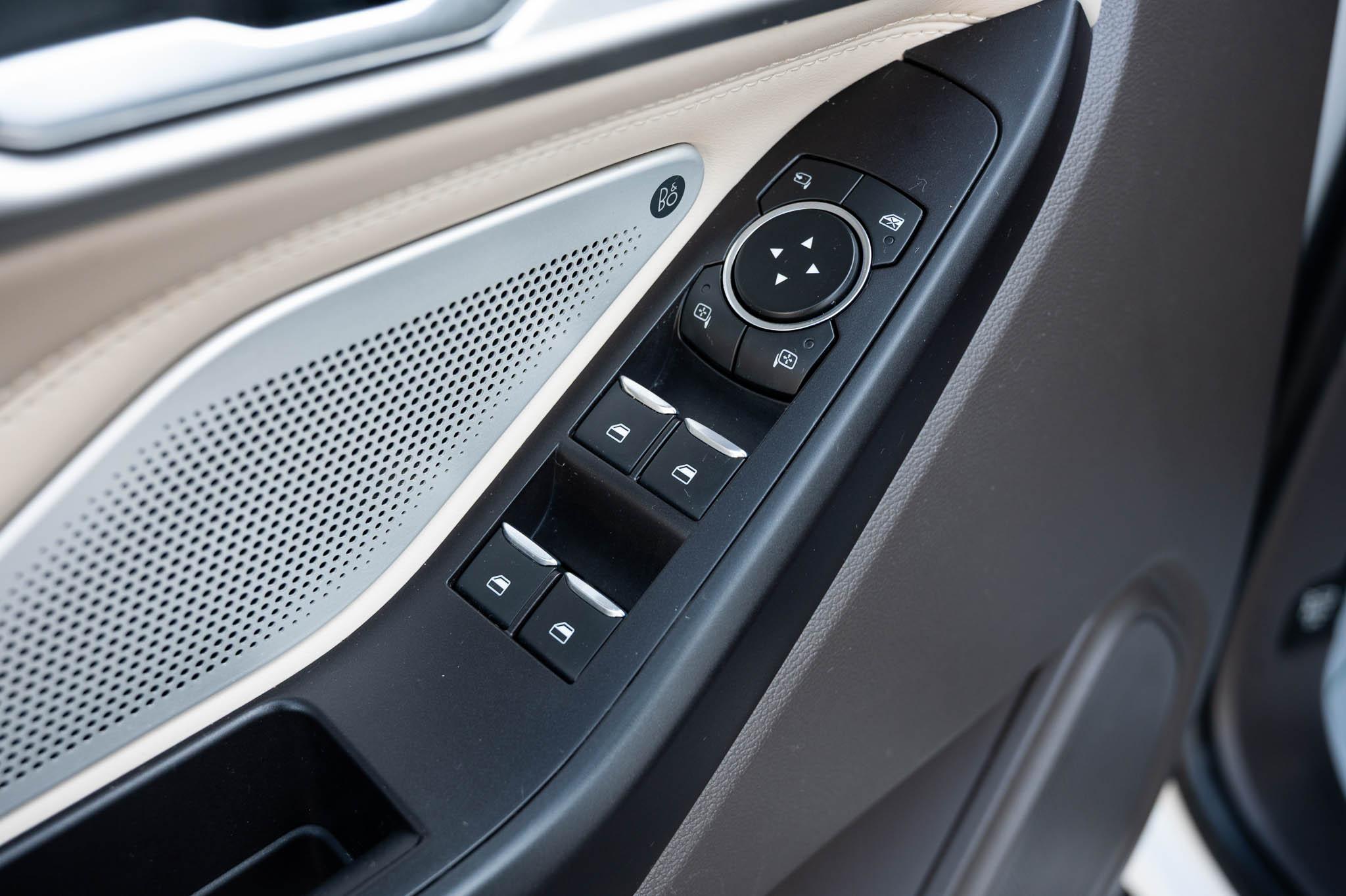 Ford Explorer Platinum AWD 2020