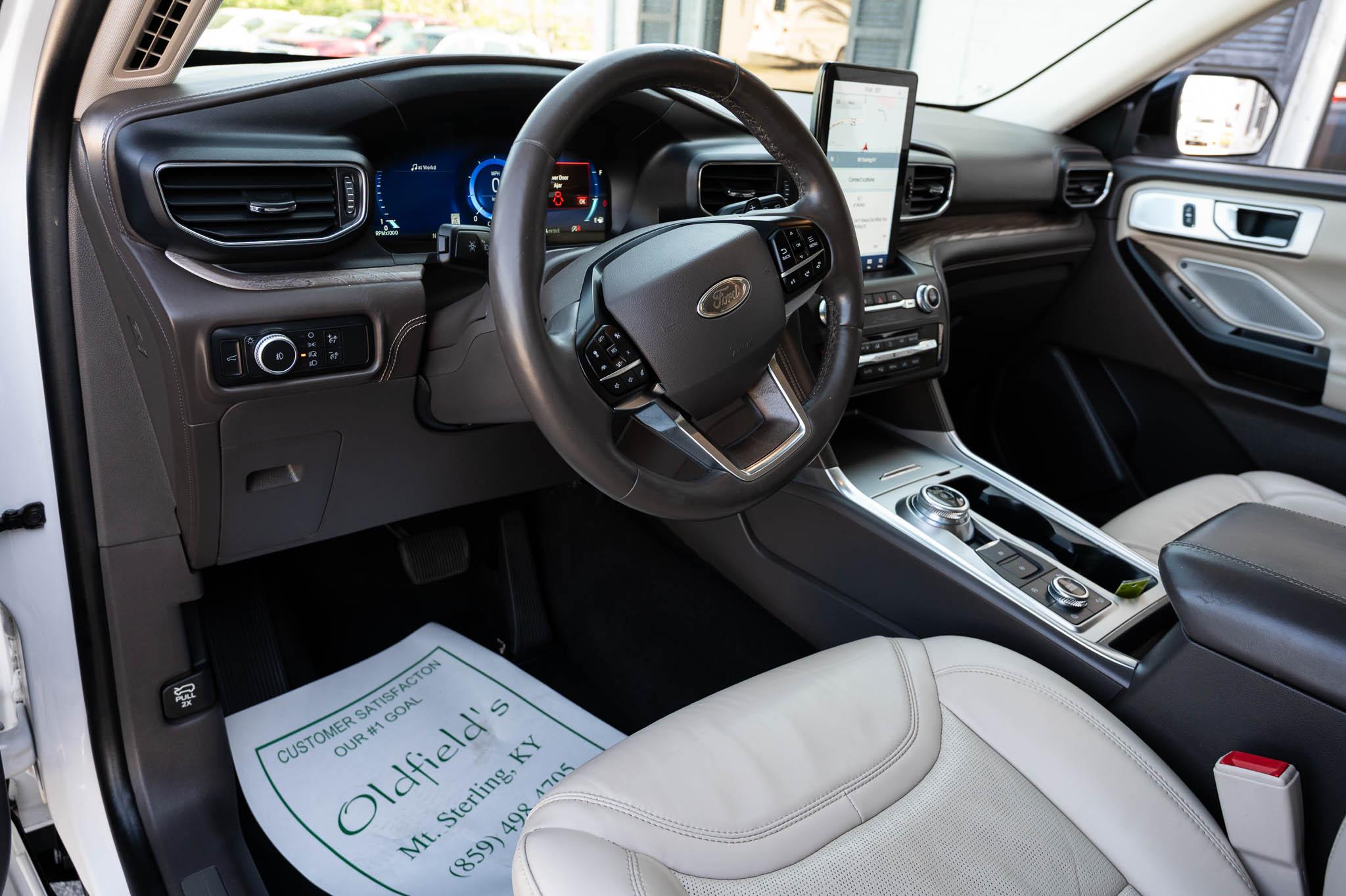 Ford Explorer Platinum AWD 2020