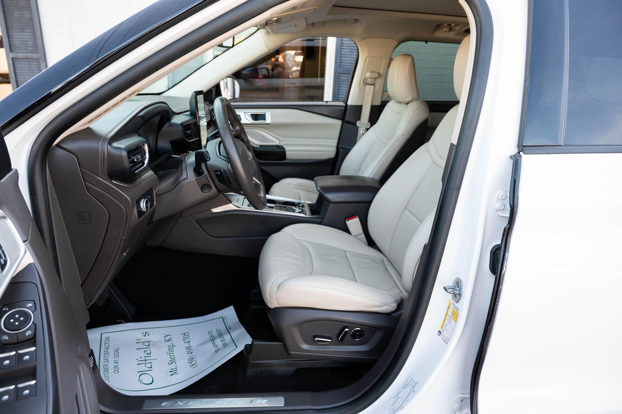 Ford Explorer Platinum AWD 2020