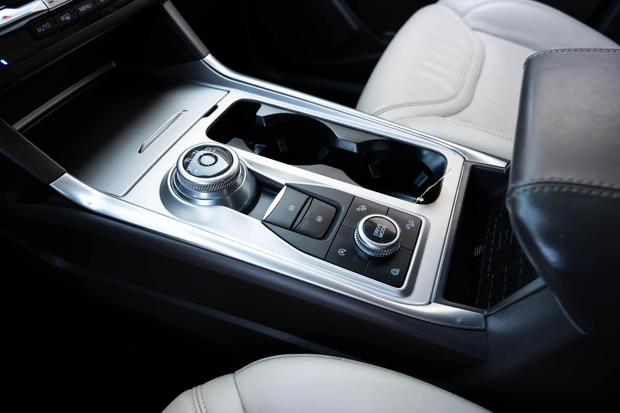 Ford Explorer Platinum AWD 2020