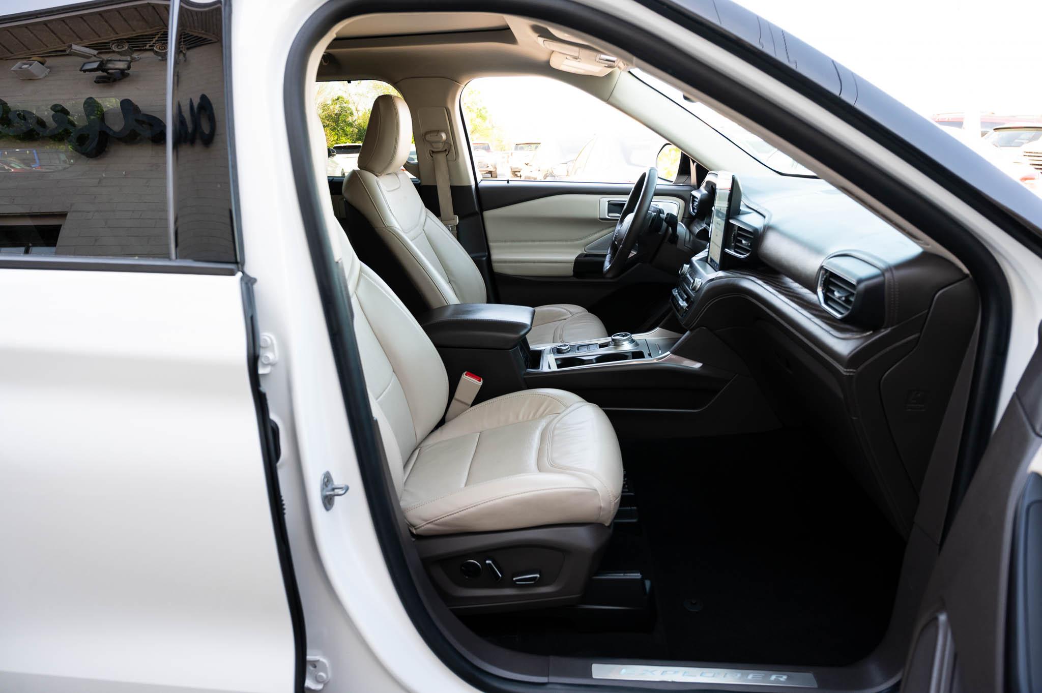 Ford Explorer Platinum AWD 2020