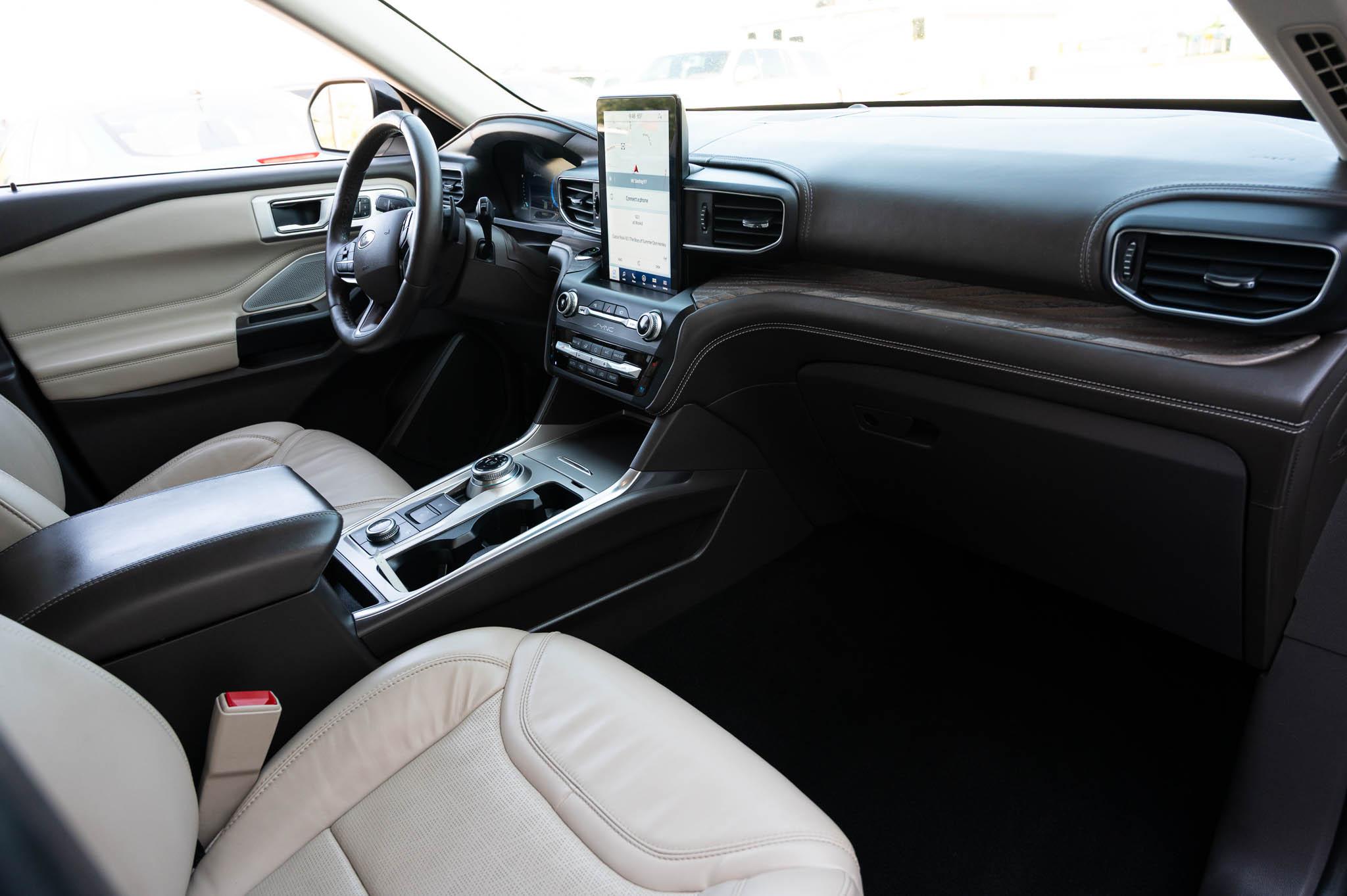 Ford Explorer Platinum AWD 2020