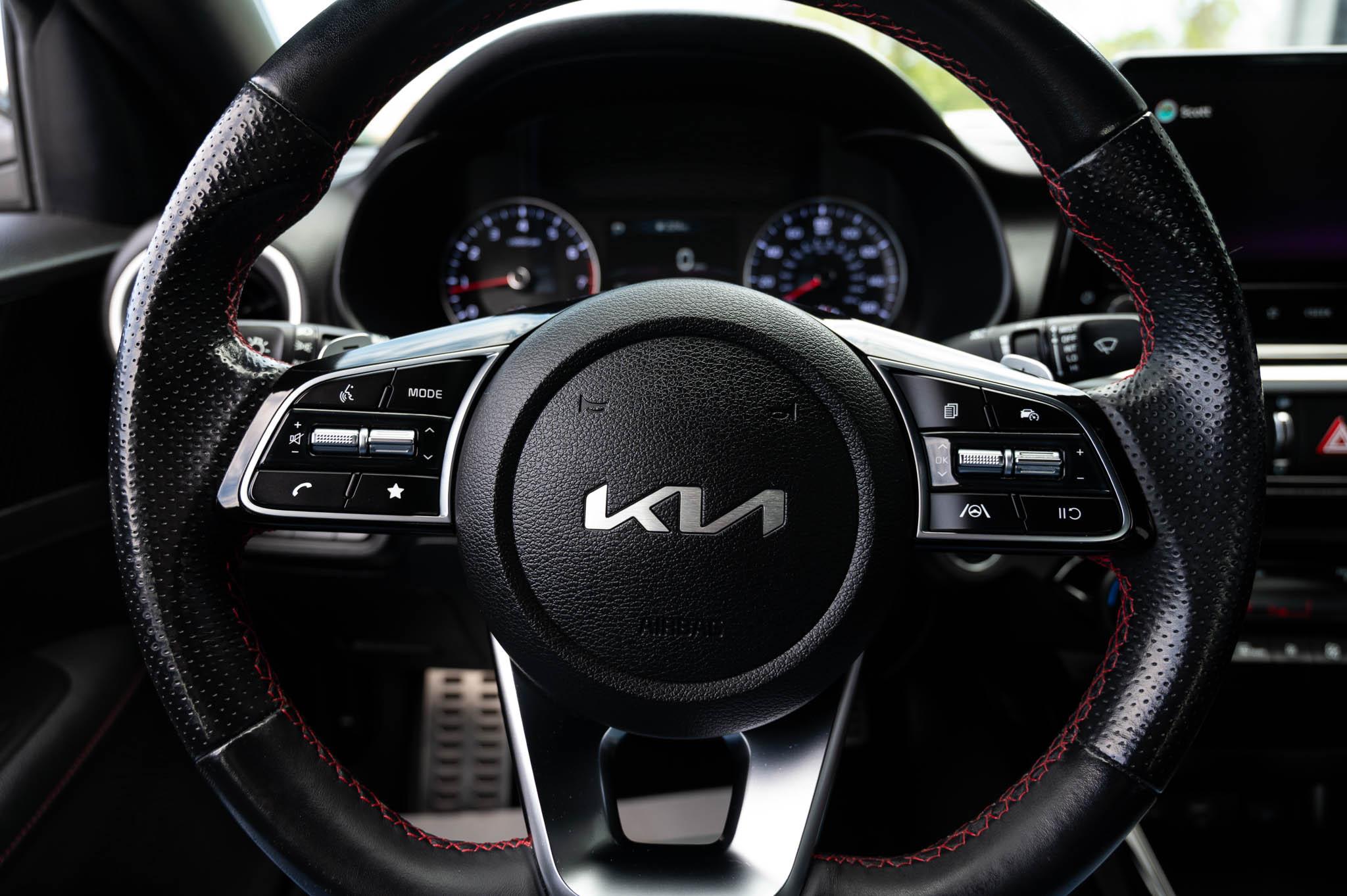 Kia Forte GT 7A 2022