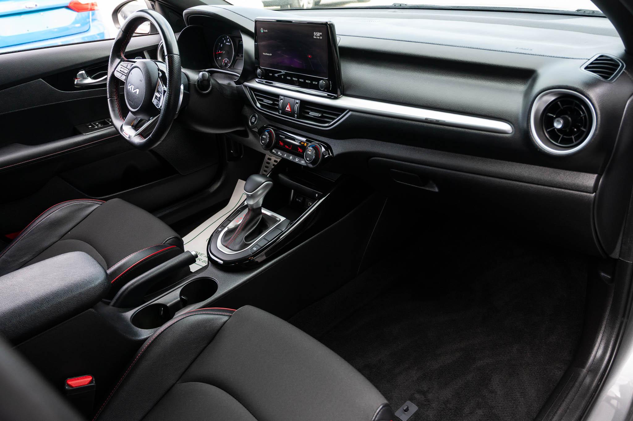 Kia Forte GT 7A 2022