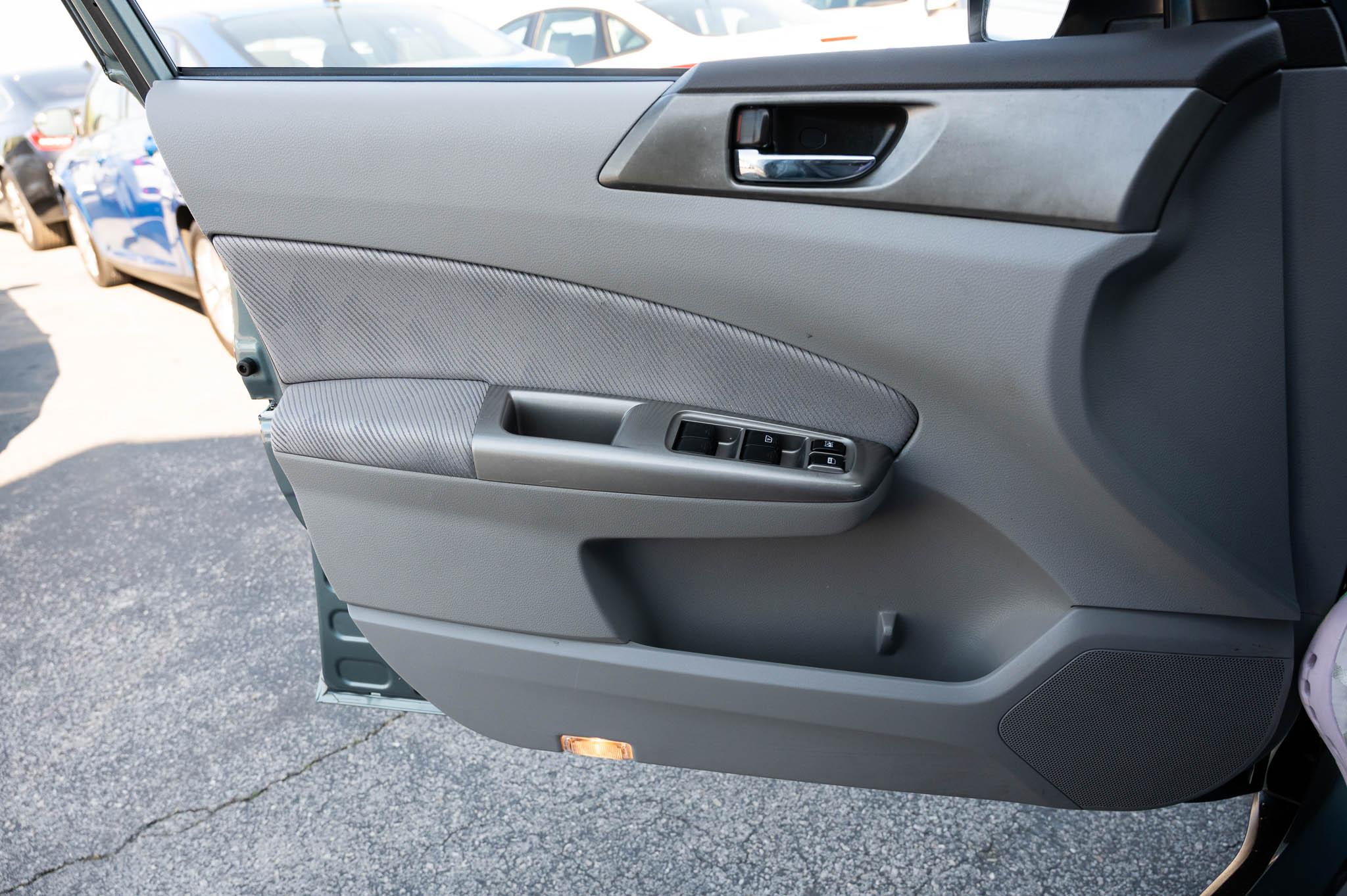 Subaru Forester 2.5X Premium 2010