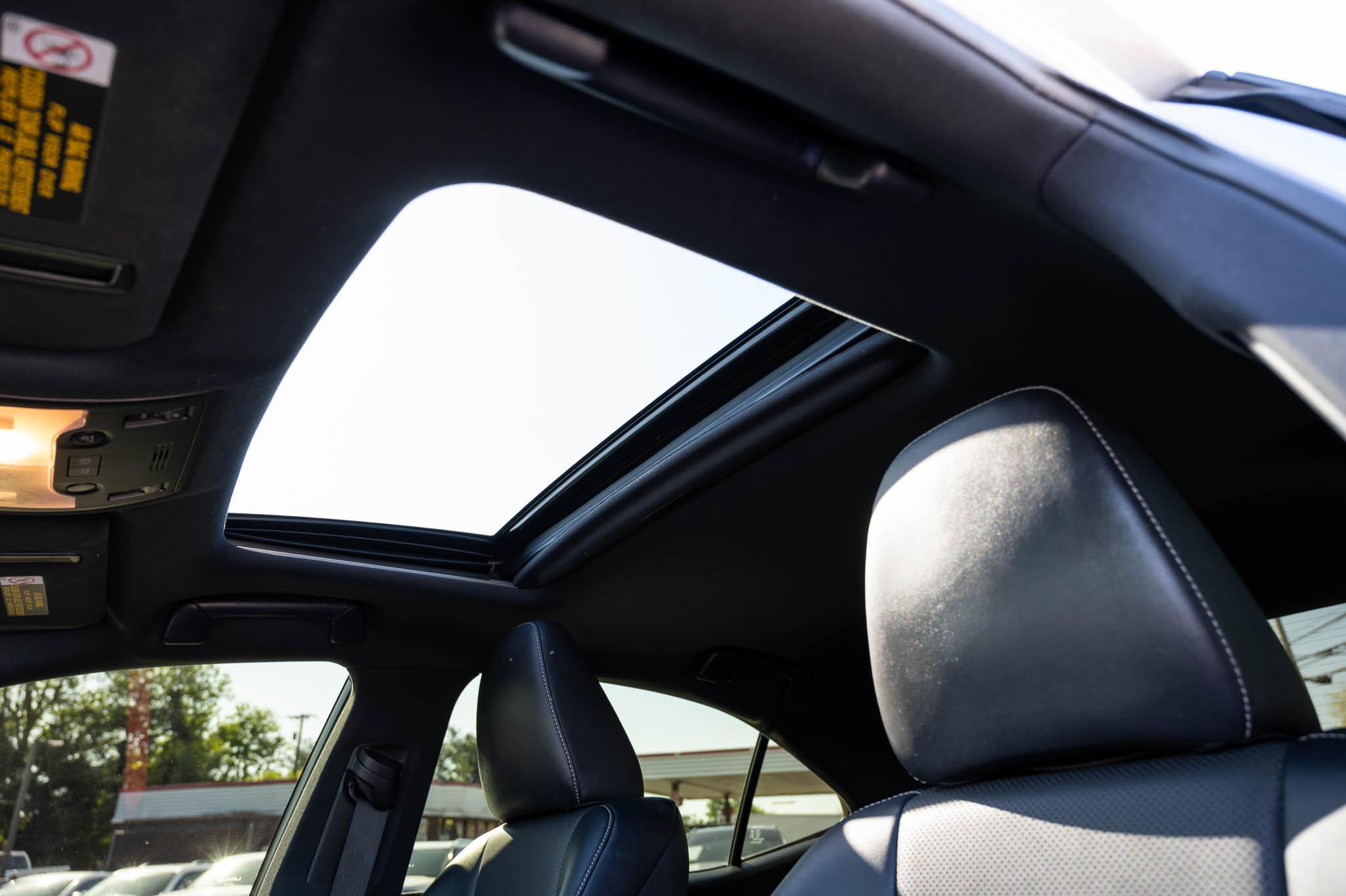 Lexus IS 350 F Sport 4D Sedan AWD 2016