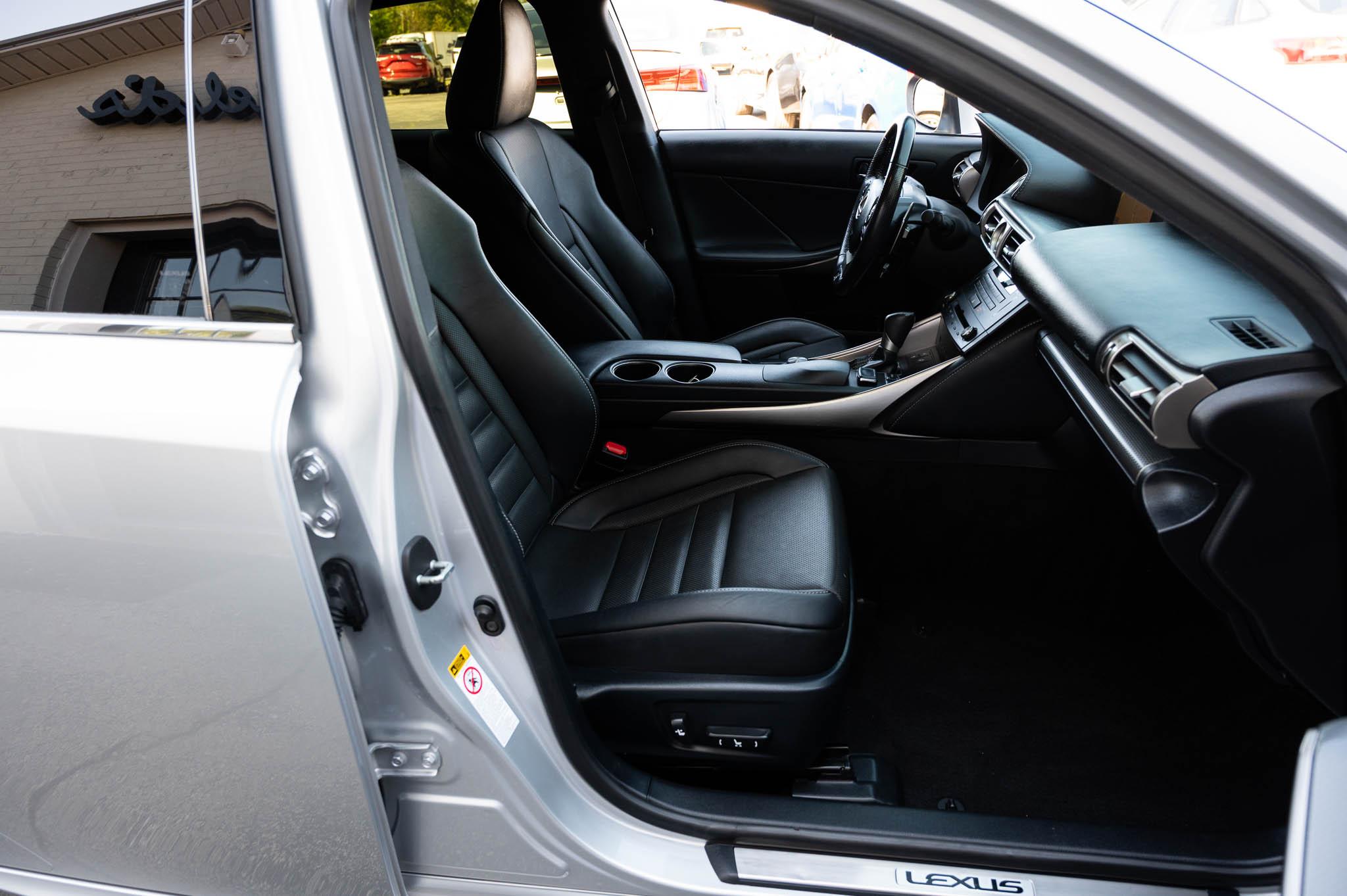 Lexus IS 350 F Sport 4D Sedan AWD 2016