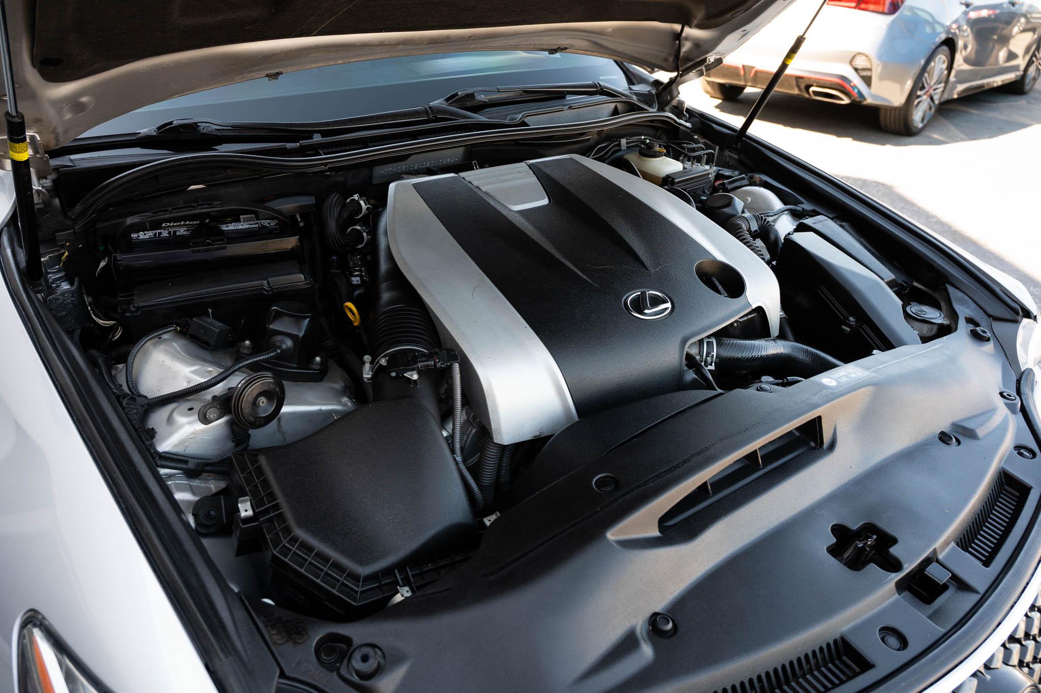 Lexus IS 350 F Sport 4D Sedan AWD 2016