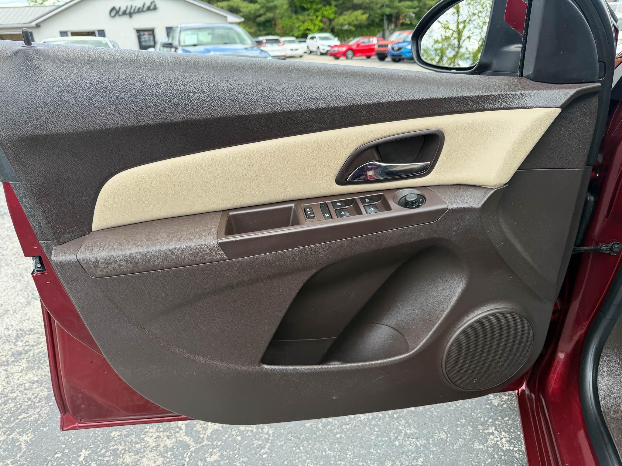 Chevrolet Cruze 2LT Auto 2015