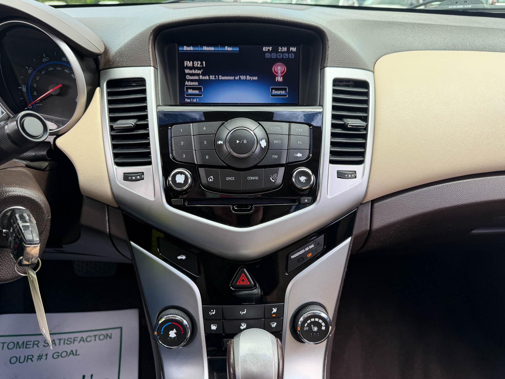 Chevrolet Cruze 2LT Auto 2015