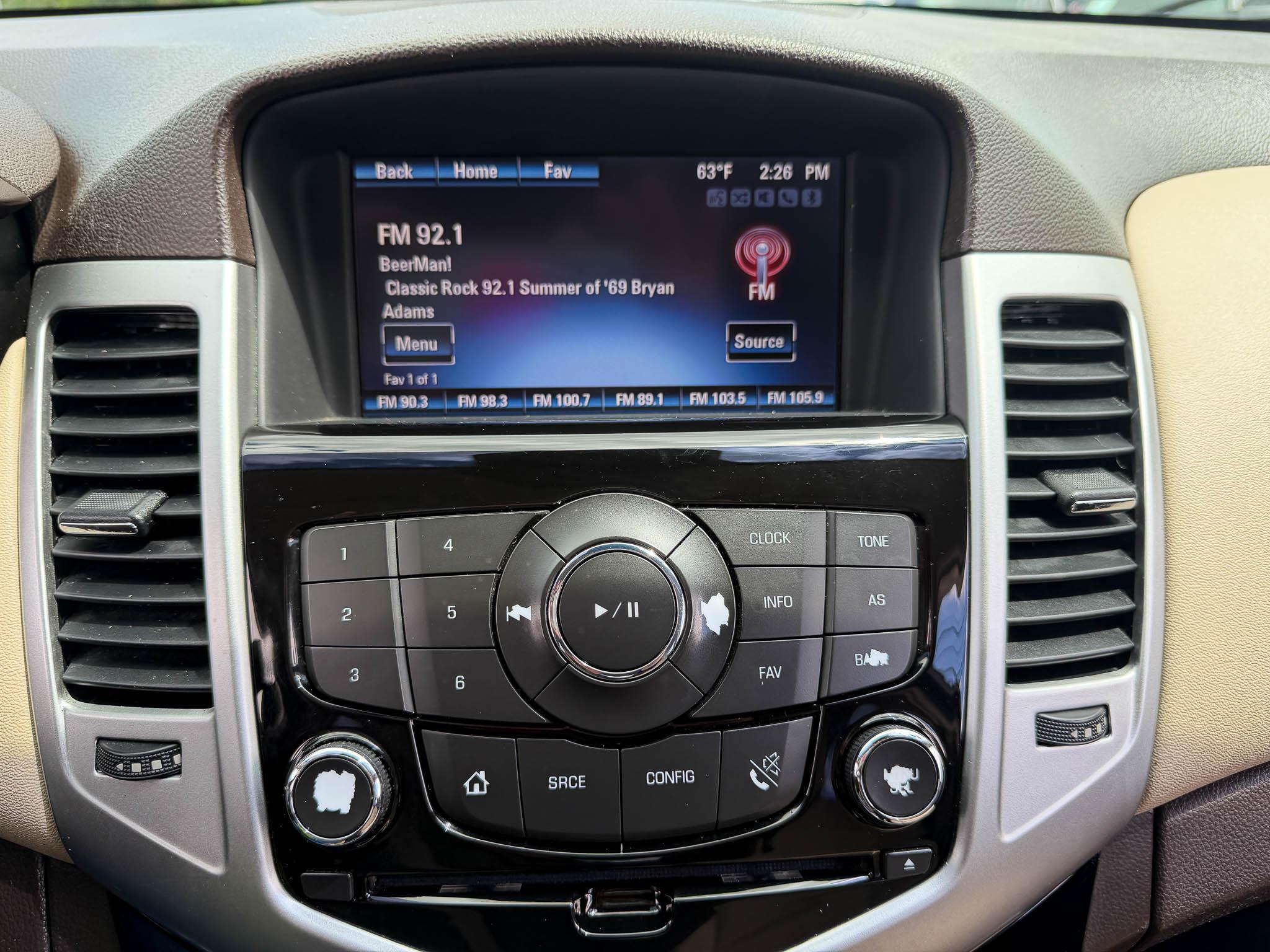 Chevrolet Cruze 2LT Auto 2015