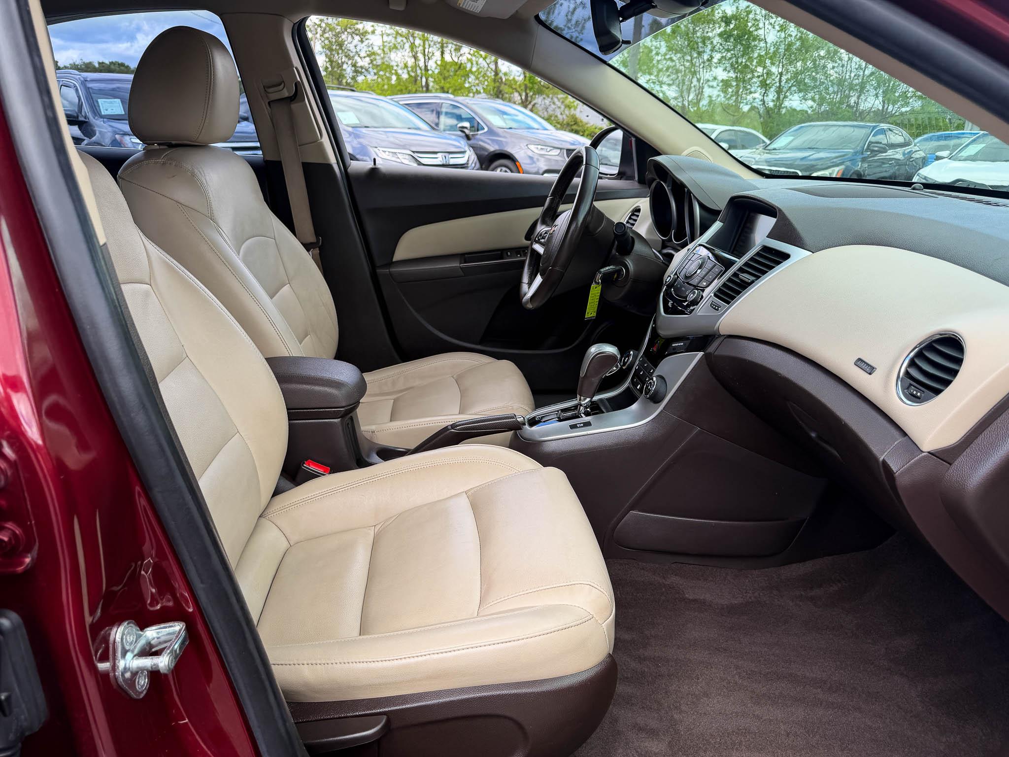 Chevrolet Cruze 2LT Auto 2015