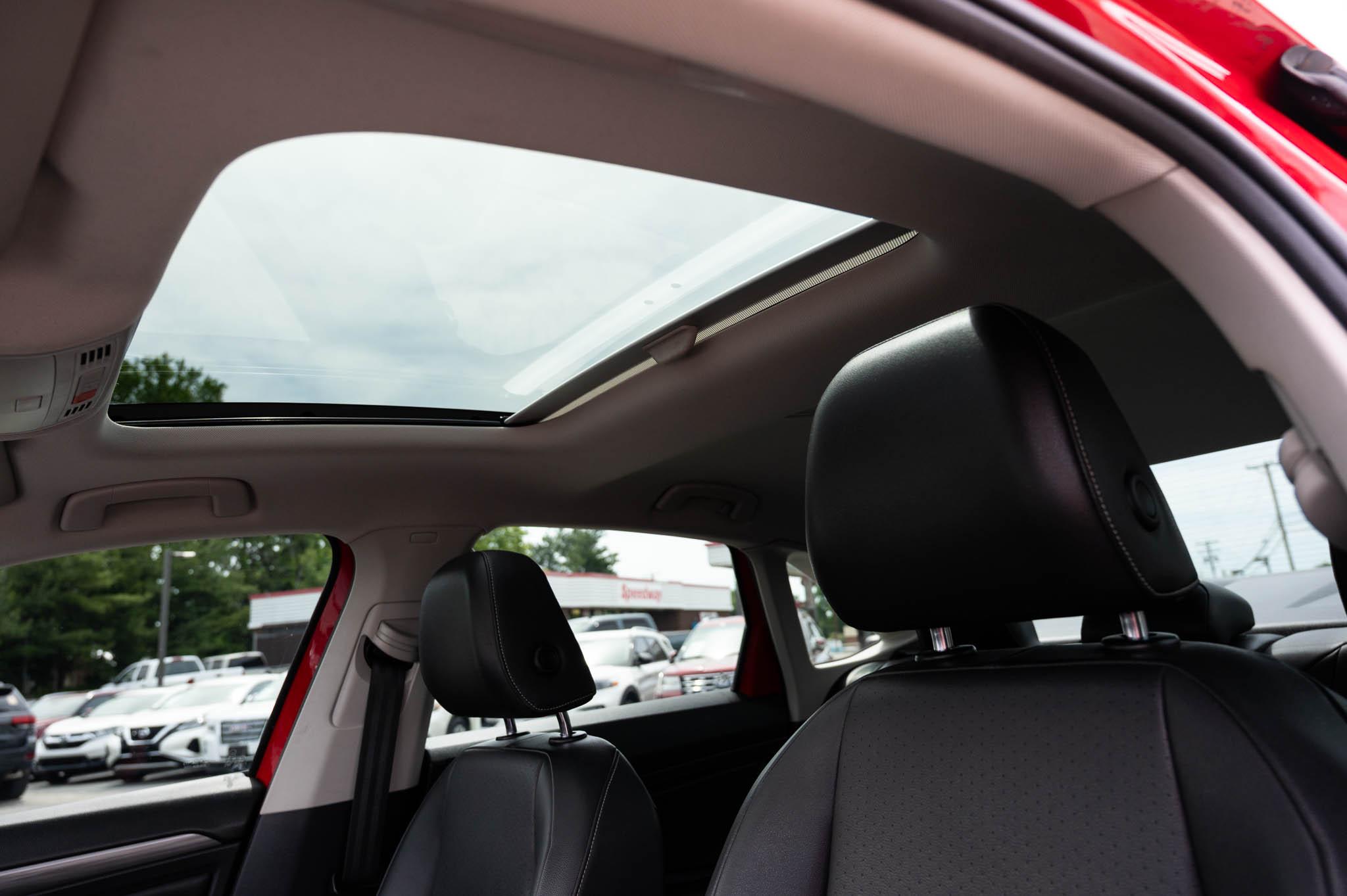 Volkswagen Jetta 1.4T SEL 8A 2019