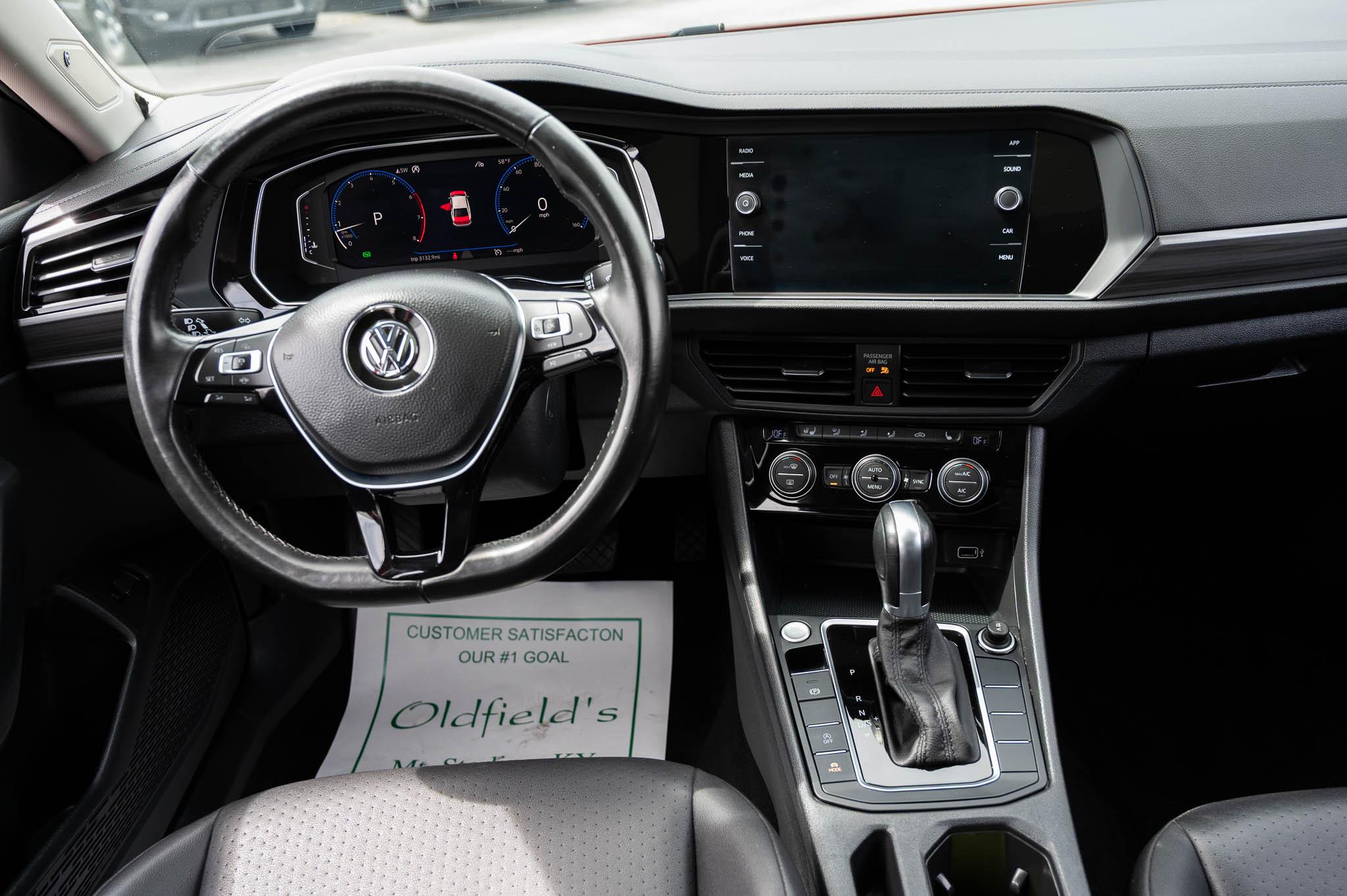 Volkswagen Jetta 1.4T SEL 8A 2019