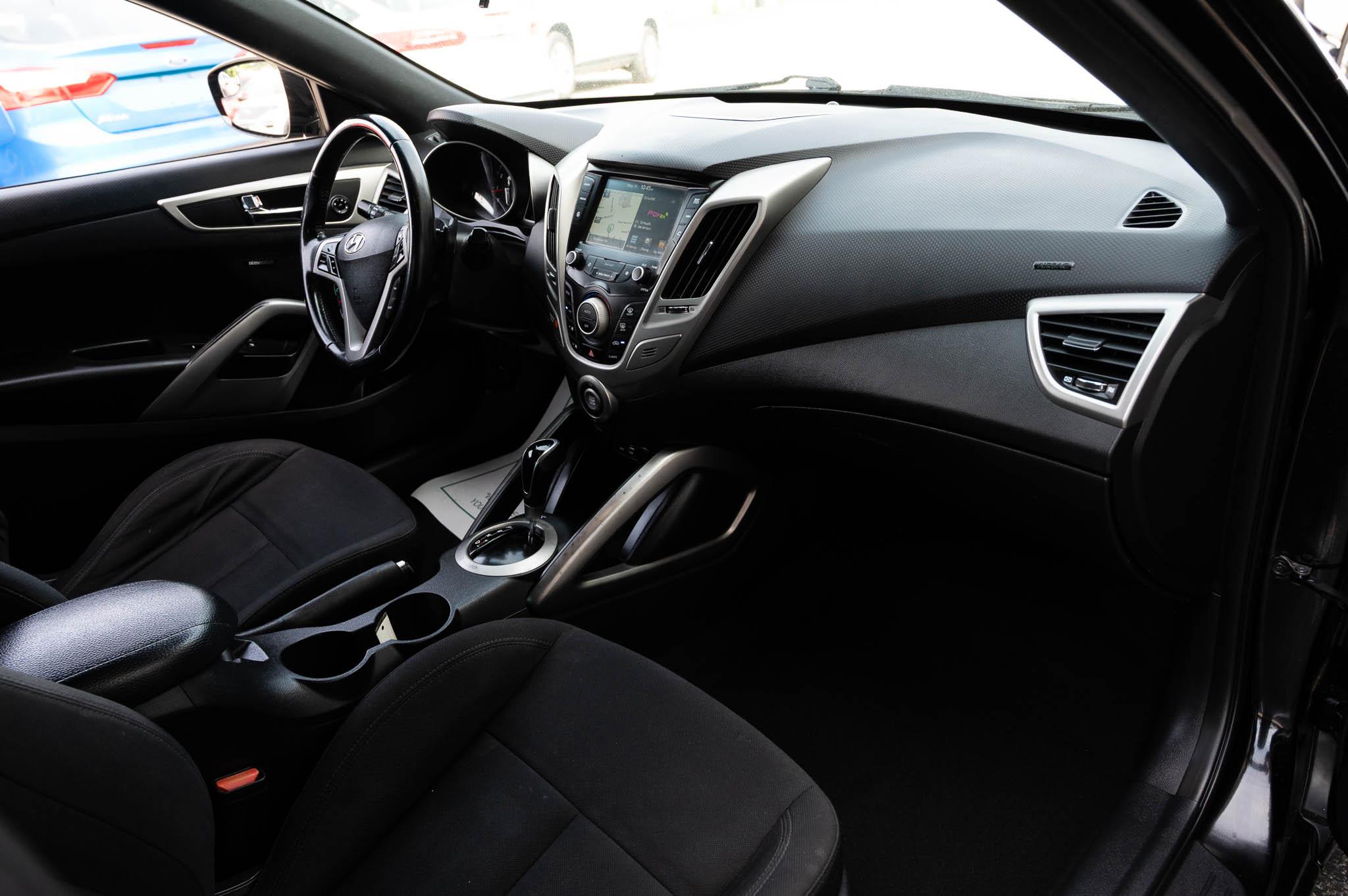 Hyundai Veloster 3dr Cpe Auto 2017