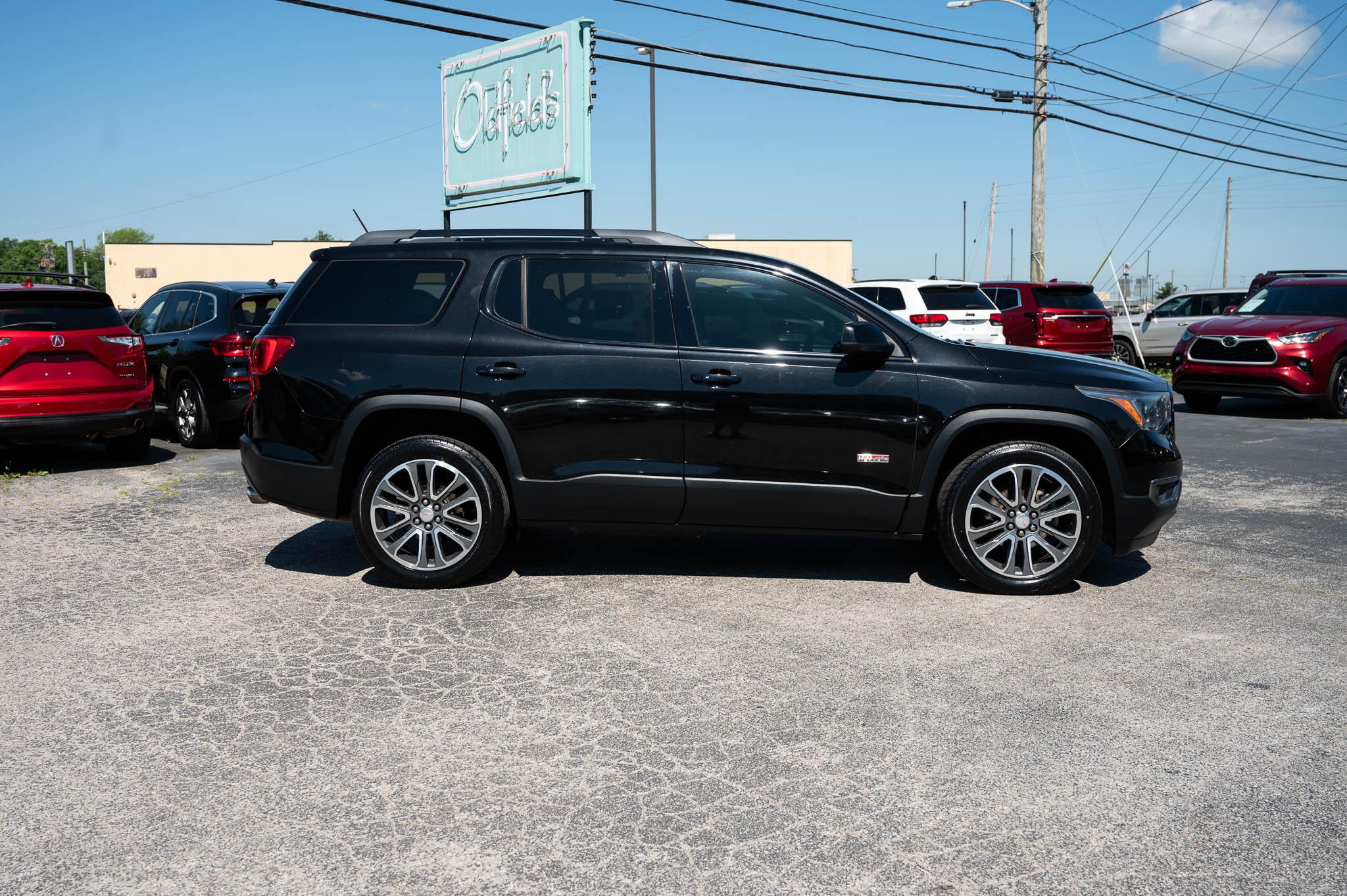 GMC Acadia All Terrain 2 AWD 2017