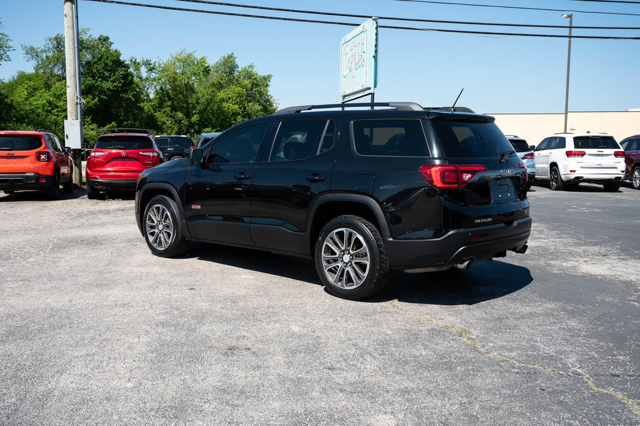GMC Acadia All Terrain 2 AWD 2017