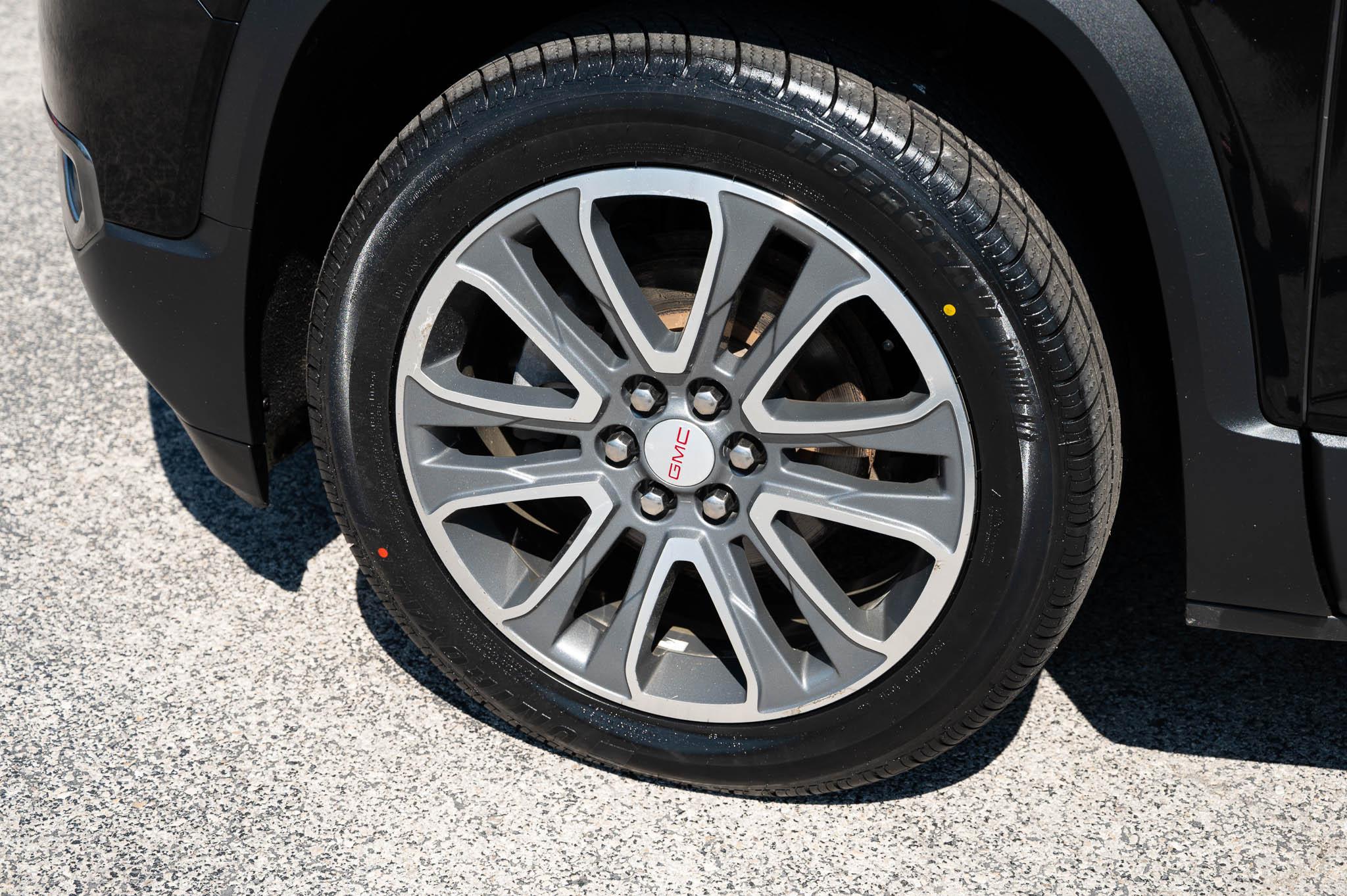 GMC Acadia All Terrain 2 AWD 2017