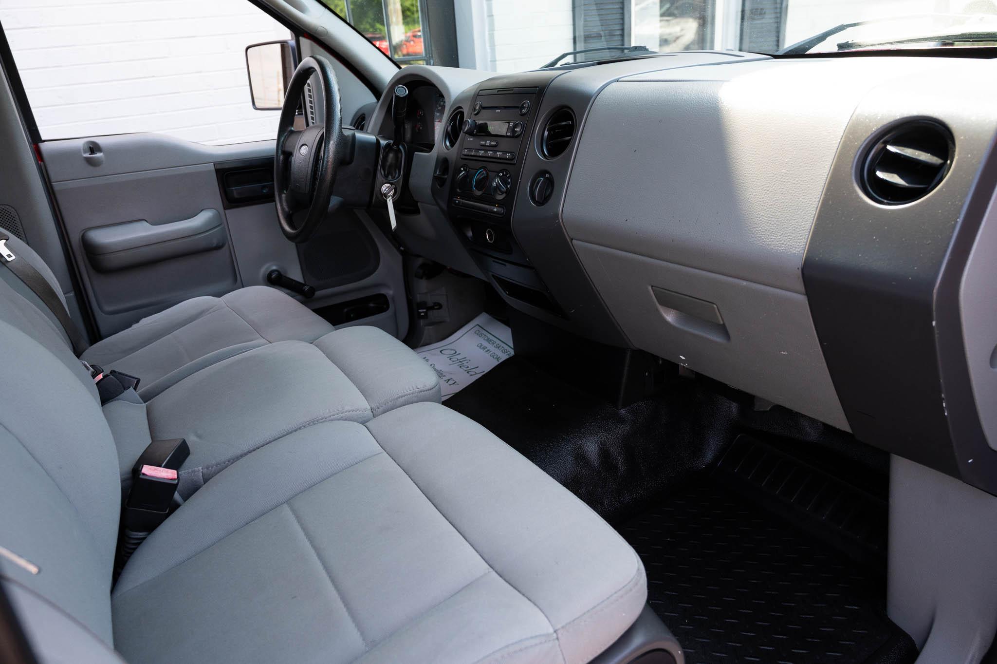 Ford F-150 XL 2WD 2007